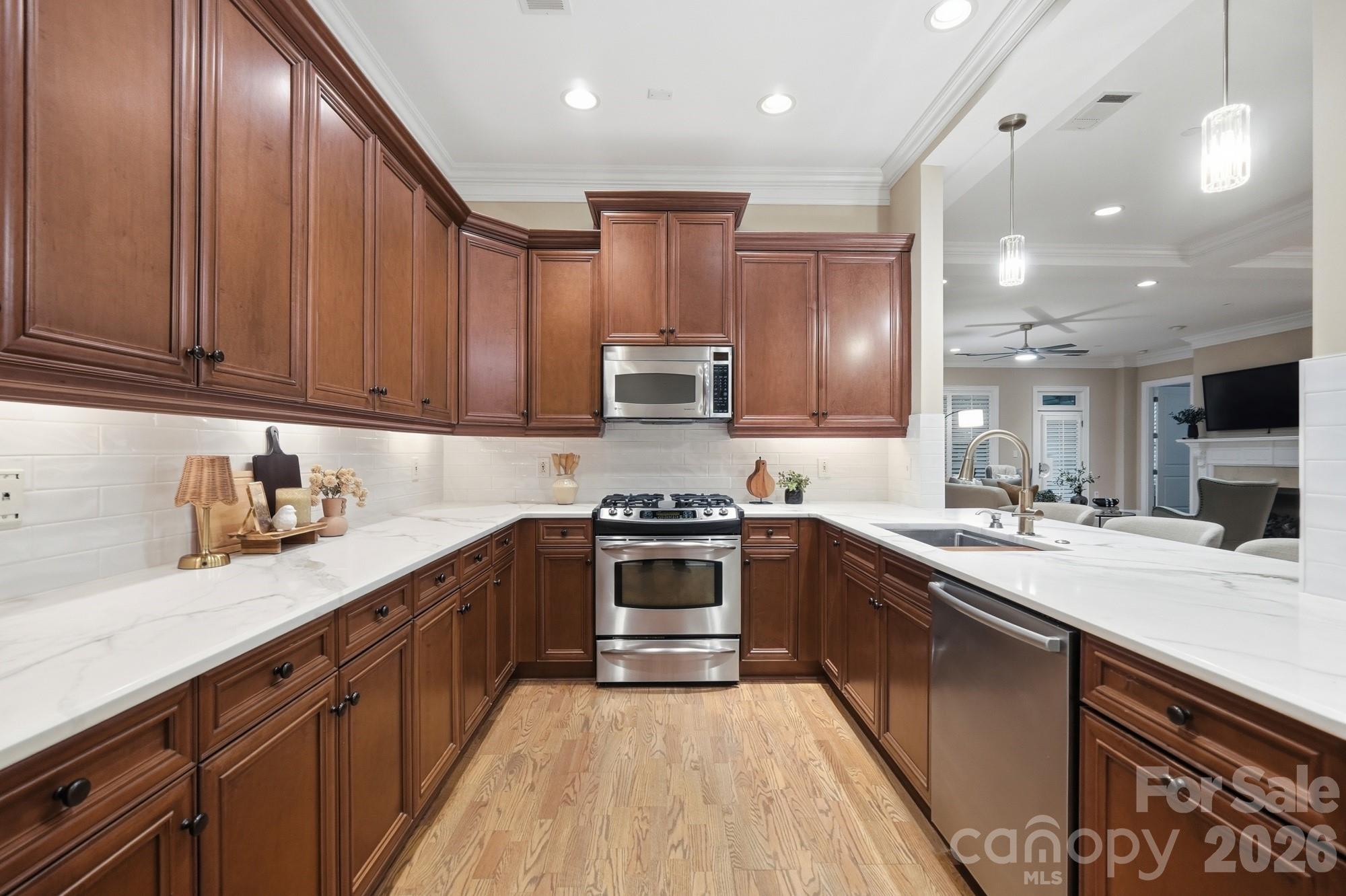 626 Queens Road 101 Property Photo 15
