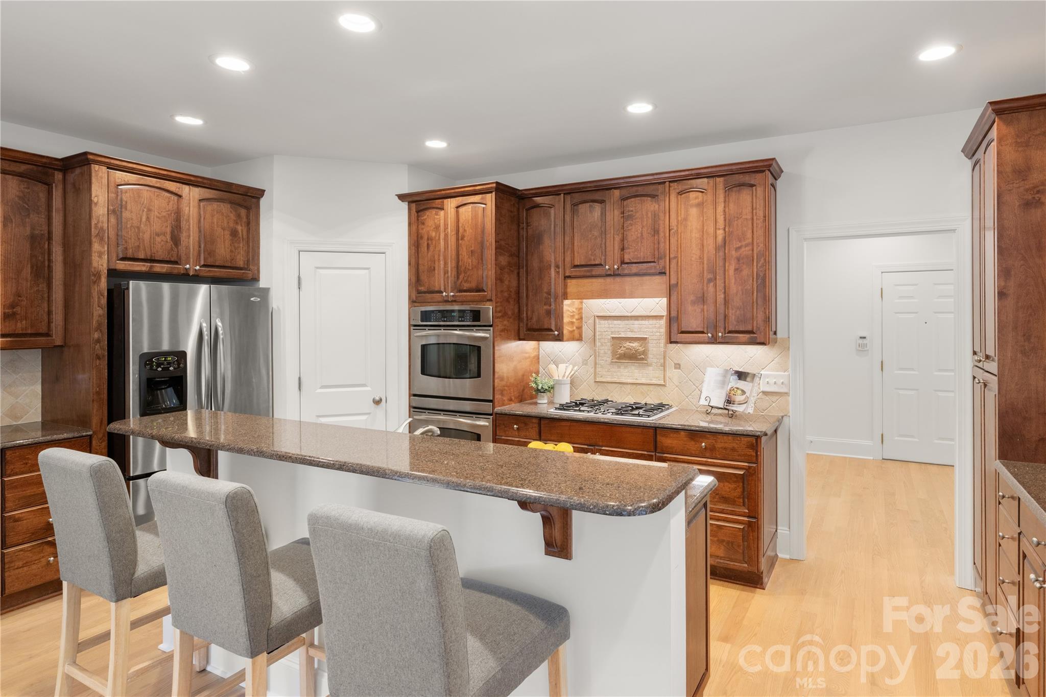 868 Savile Lane Property Photo 13