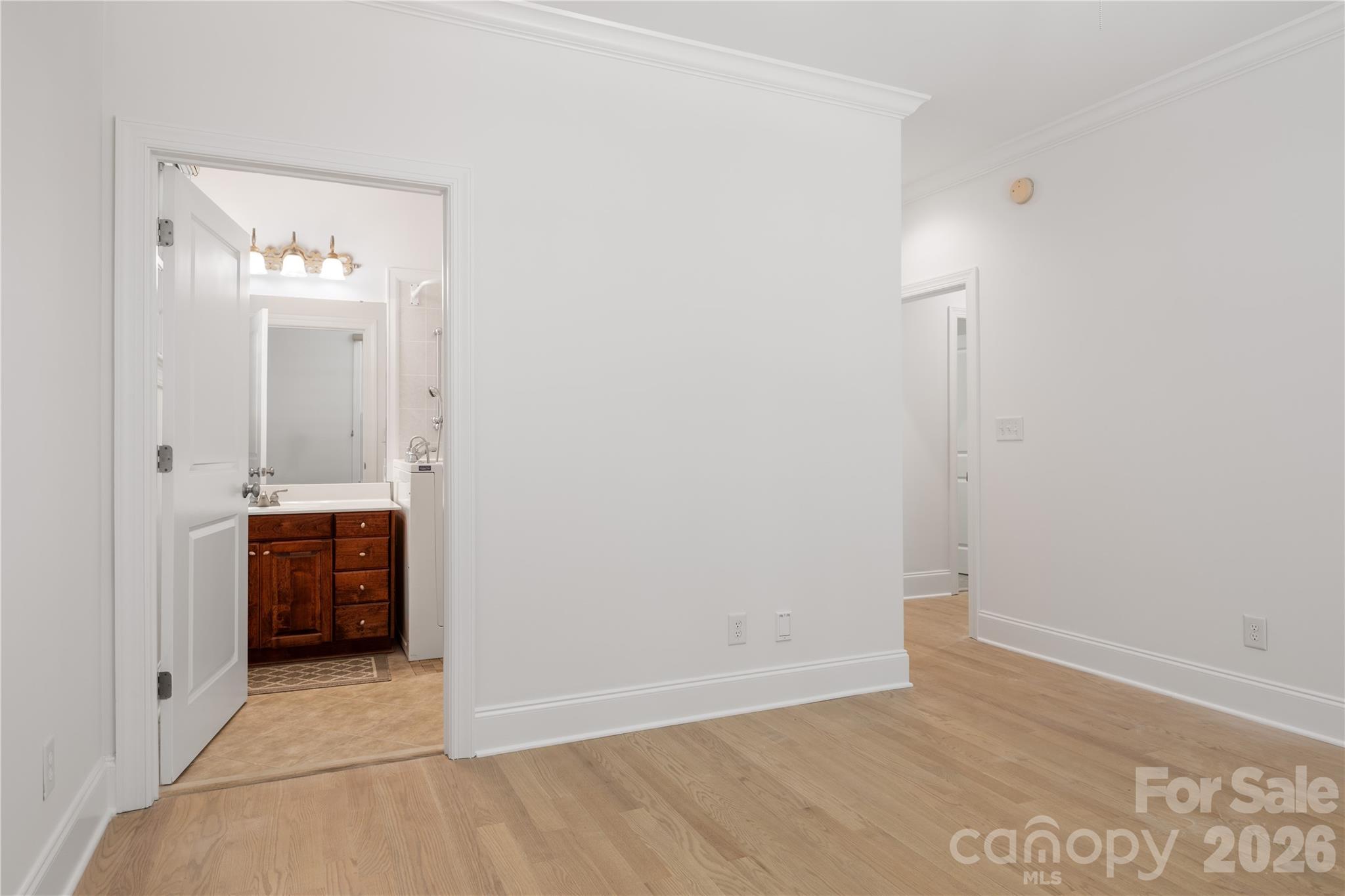 868 Savile Lane Property Photo 25