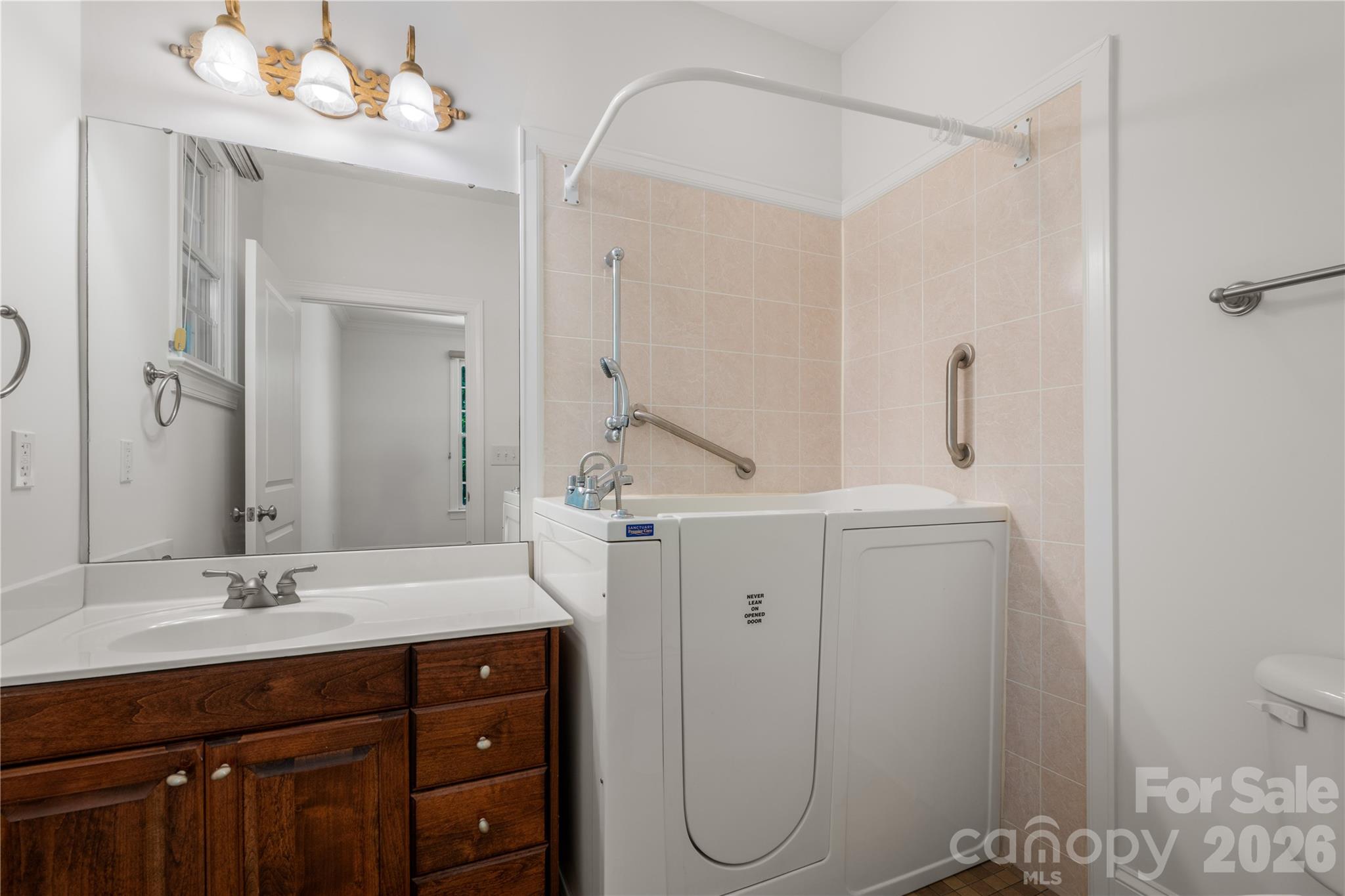 868 Savile Lane Property Photo 26