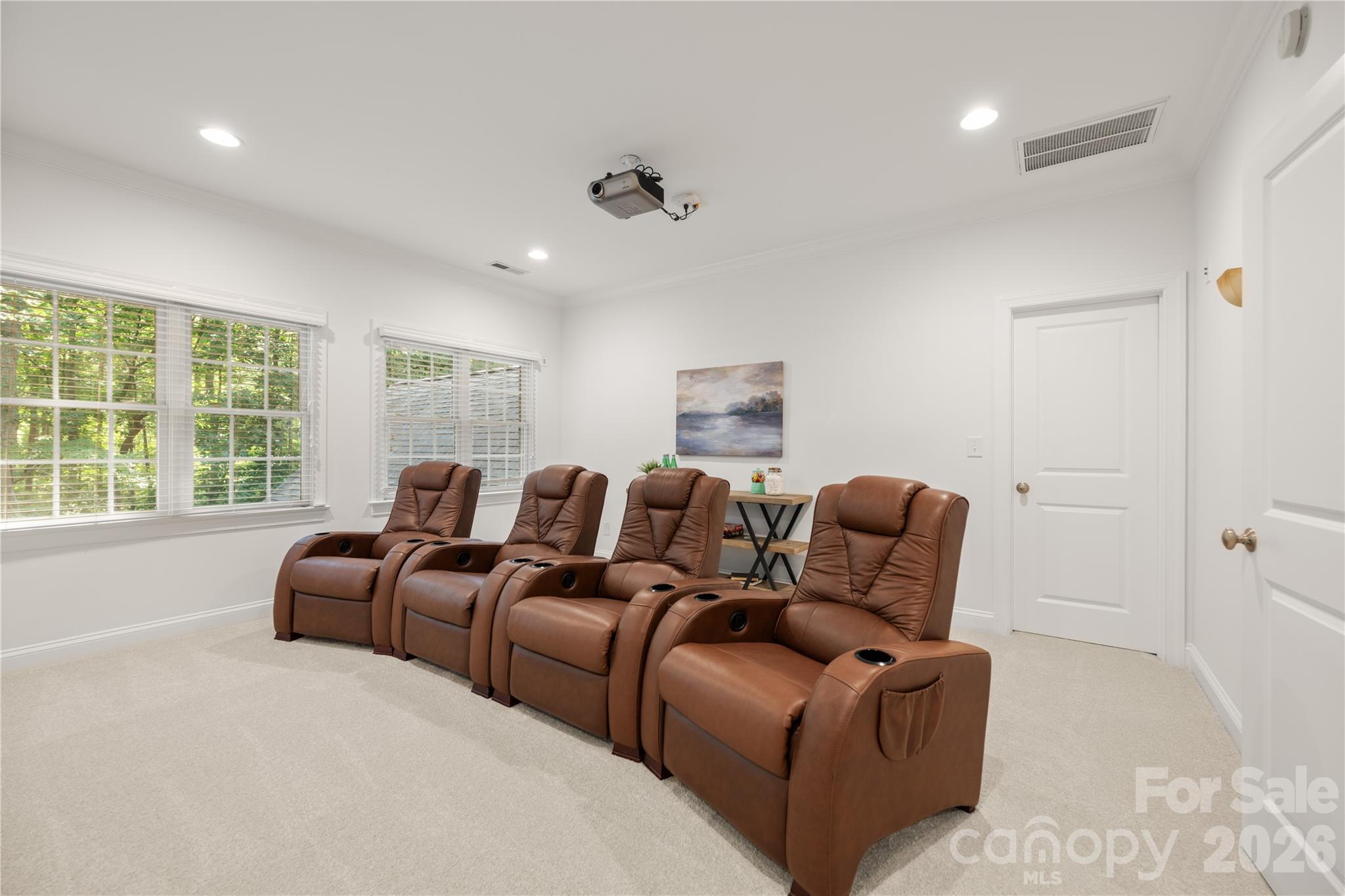 868 Savile Lane Property Photo 34