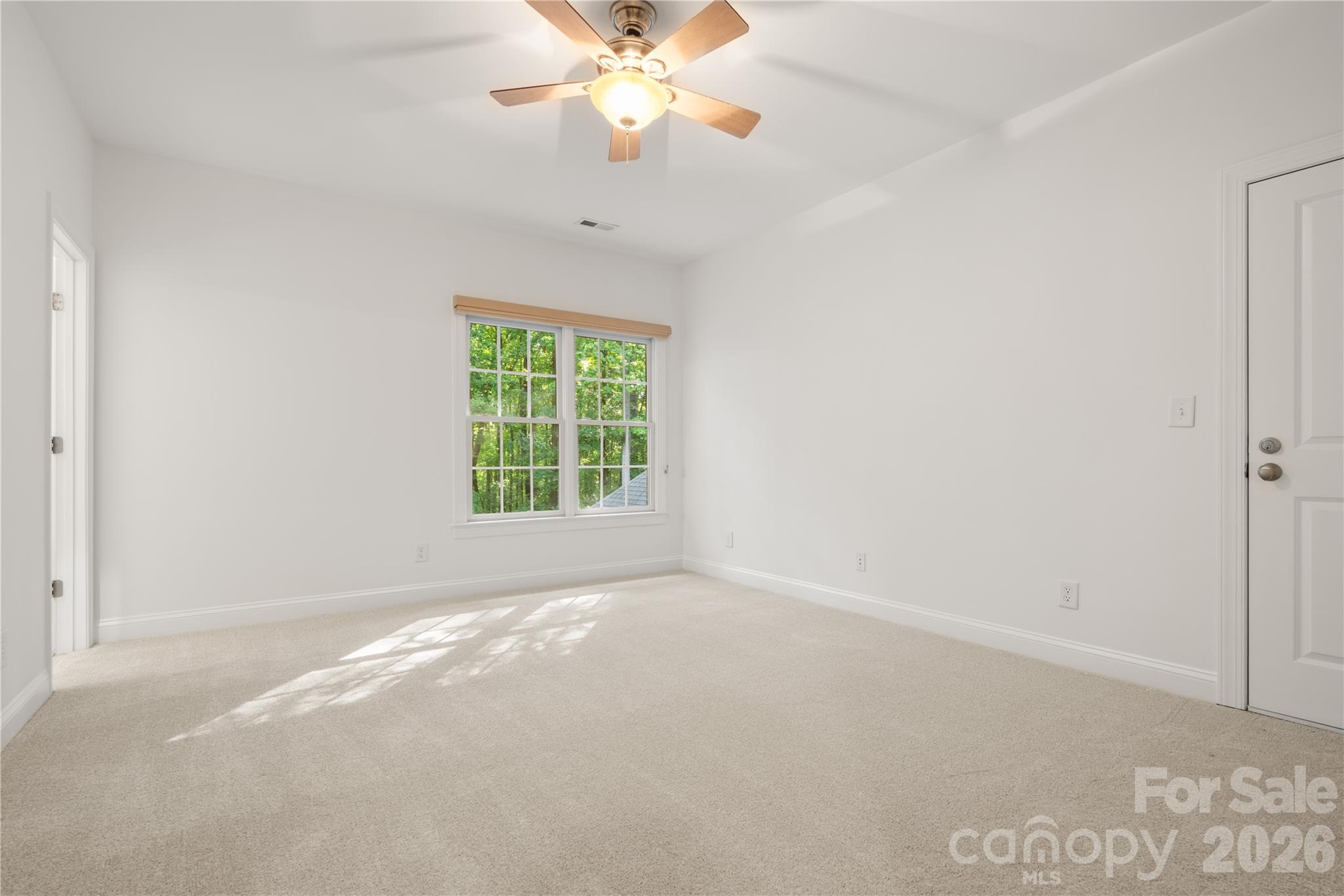 868 Savile Lane Property Photo 36