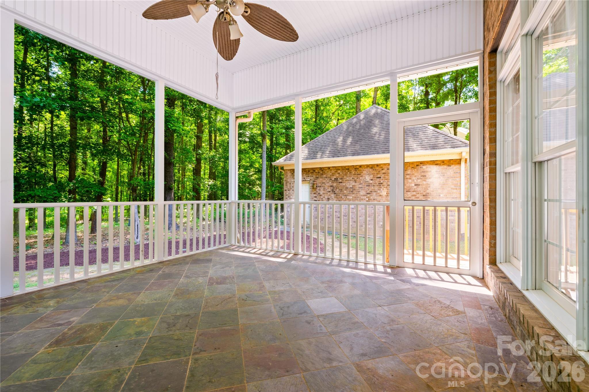868 Savile Lane Property Photo 41