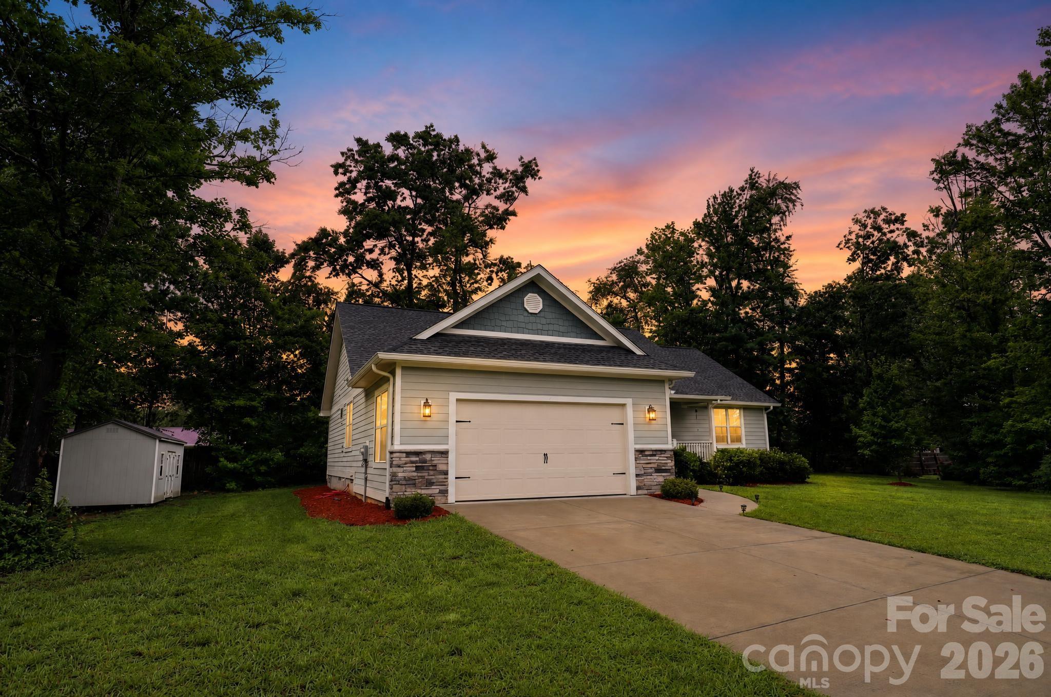 14 Wood Path Lane Property Photo 4