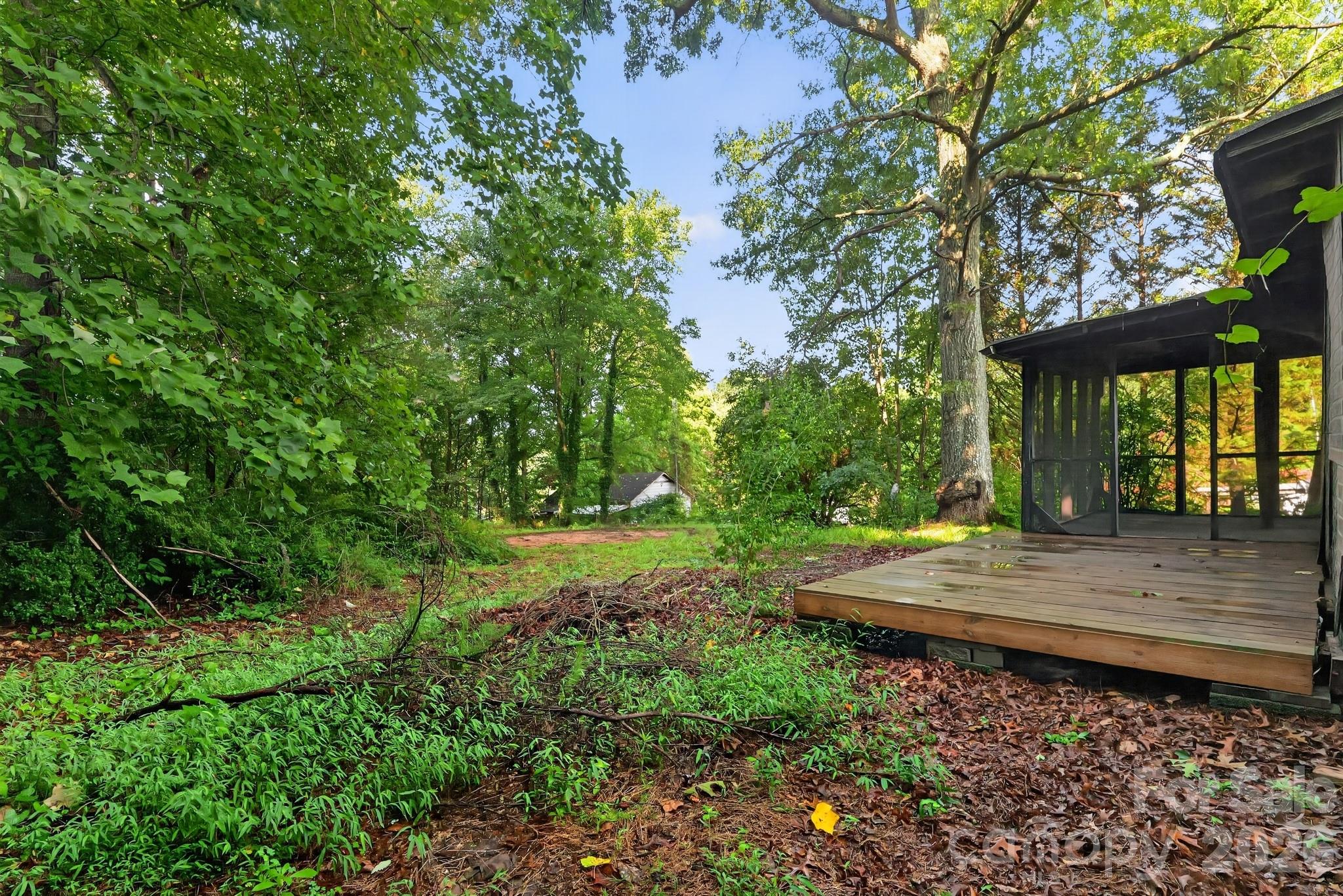607 Texas Trail Property Photo 4