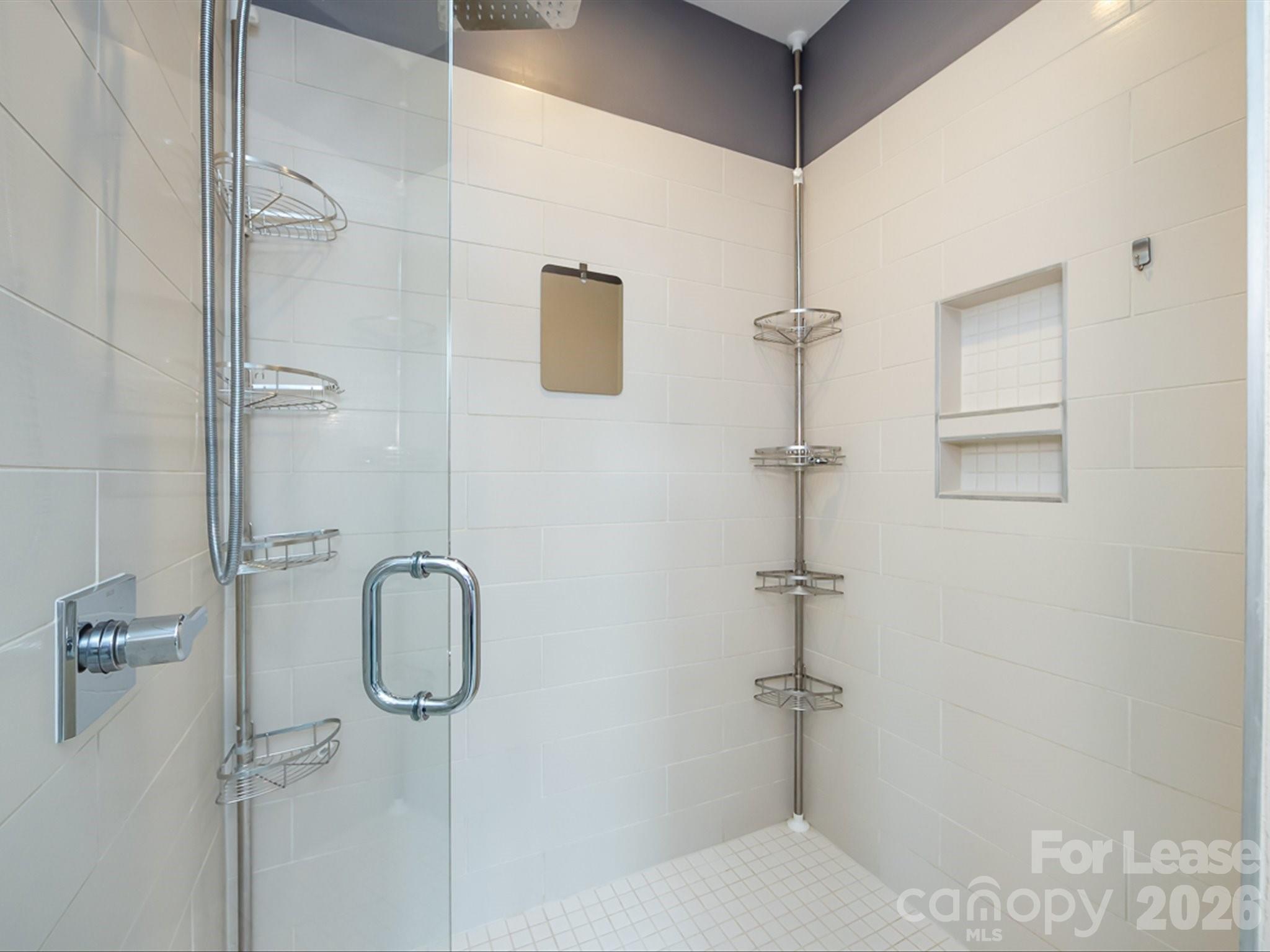 1207 E 36th Street 3 Property Photo 28