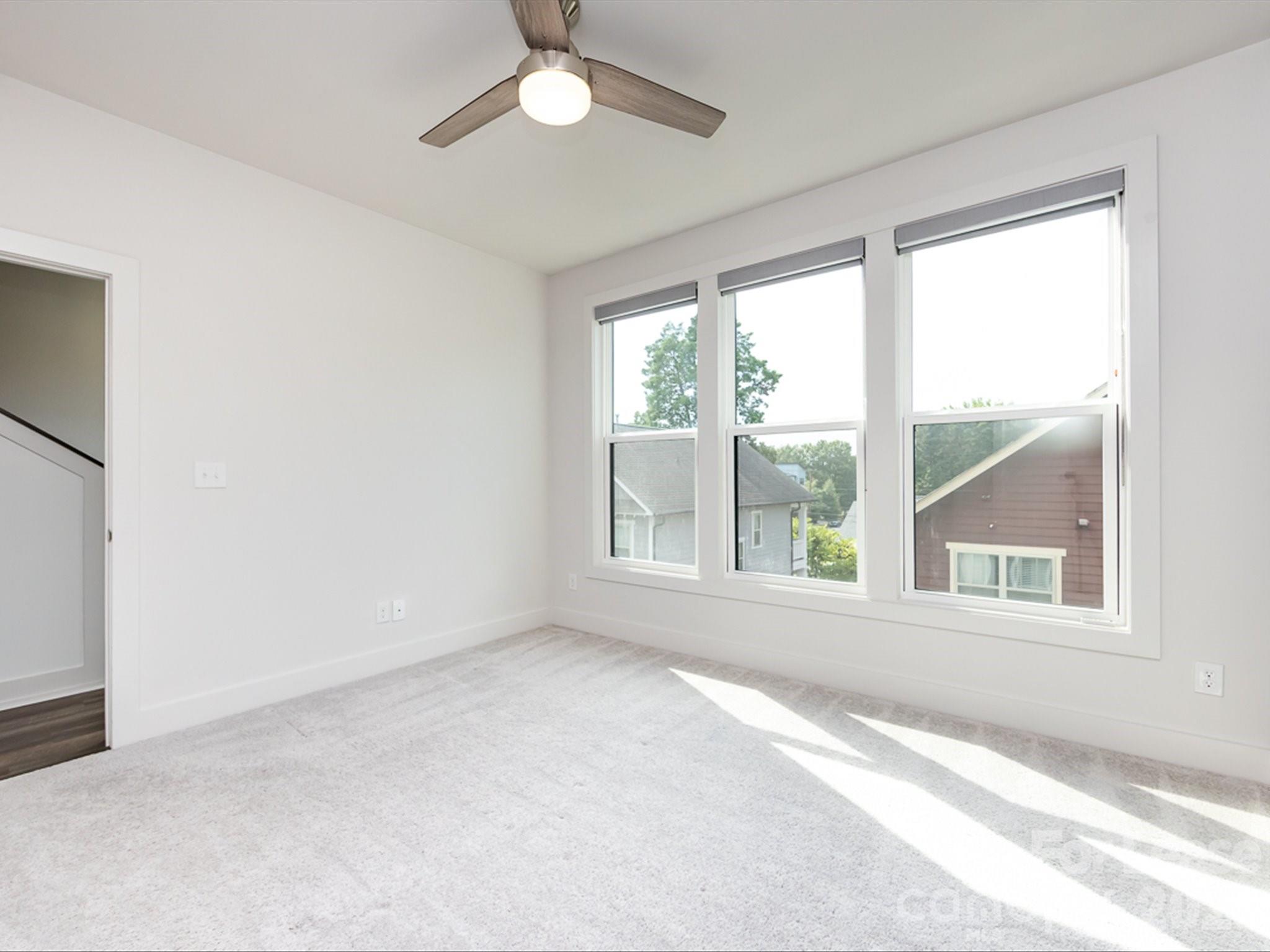 1207 E 36th Street 3 Property Photo 30