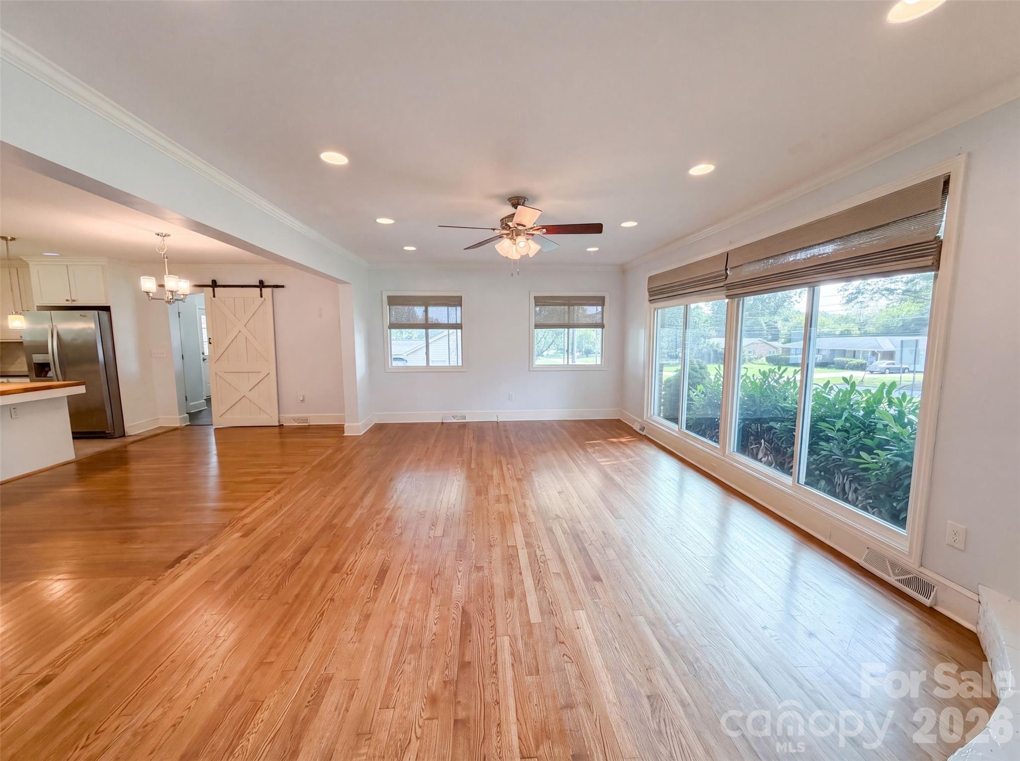 1605 Auten Road Property Photo 3