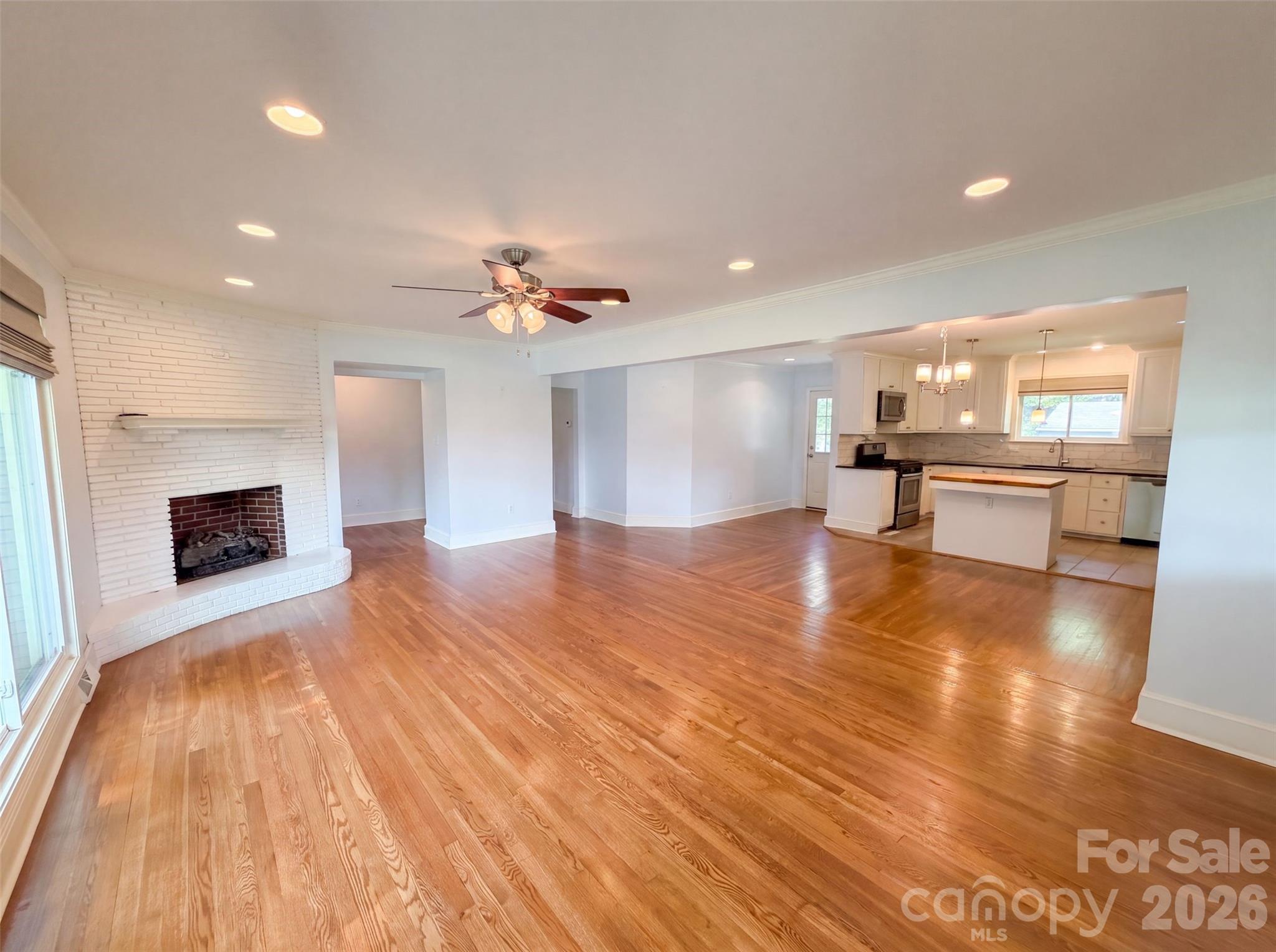 1605 Auten Road Property Photo 8