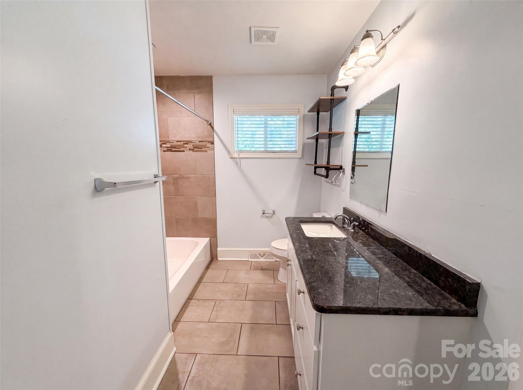 1605 Auten Road Property Photo 12