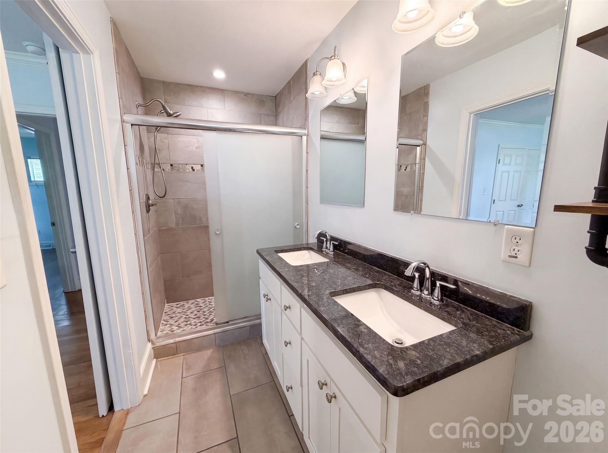 1605 Auten Road Property Photo 14