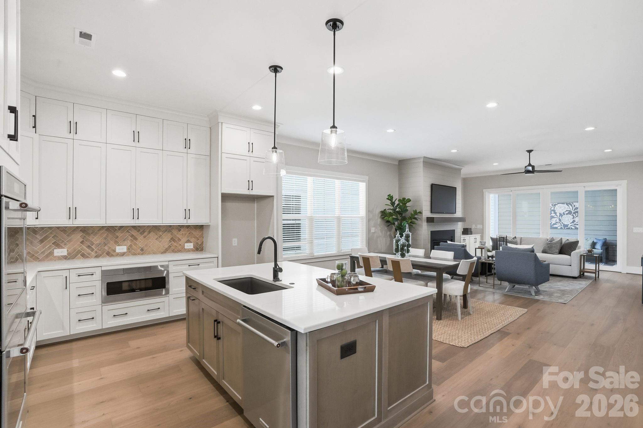 19024 Newburg Hill Road Property Photo 10