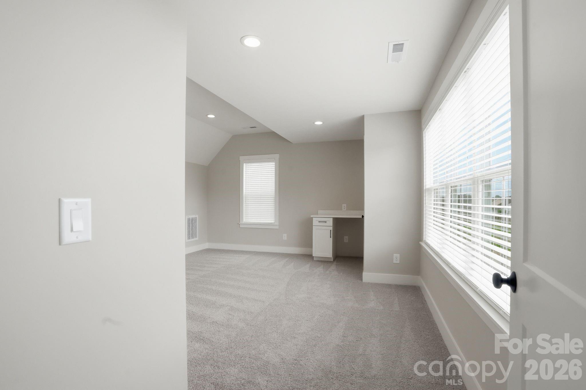 19024 Newburg Hill Road Property Photo 29