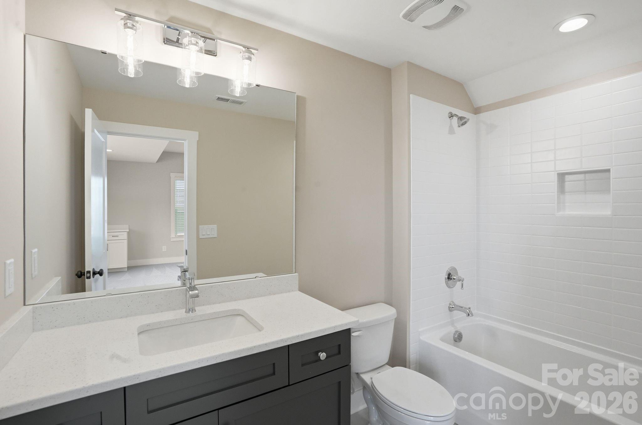 19024 Newburg Hill Road Property Photo 31