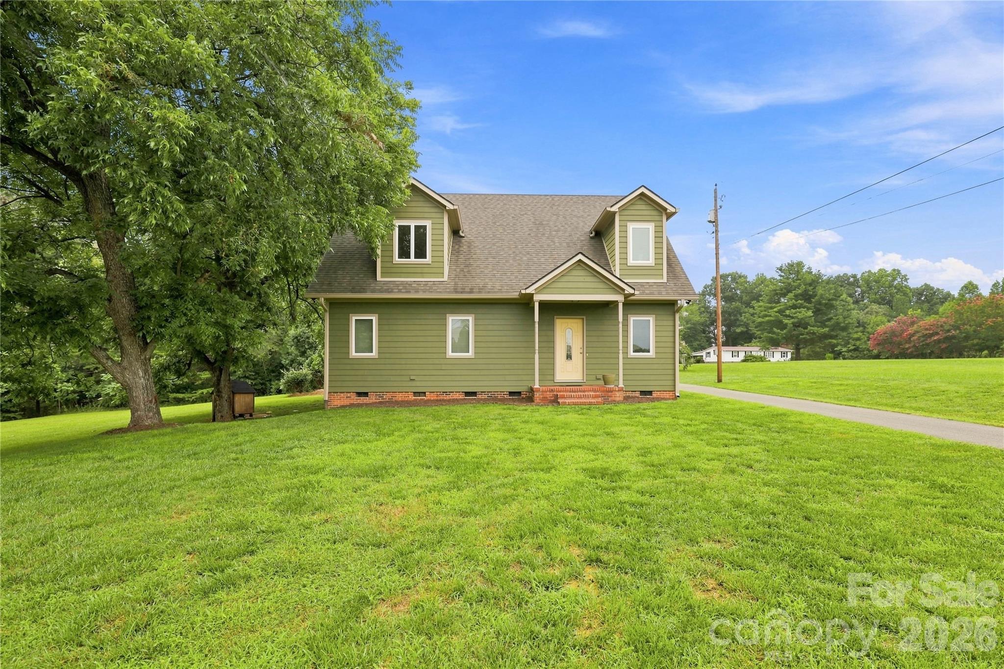 423 Moose Club Road Property Photo 1