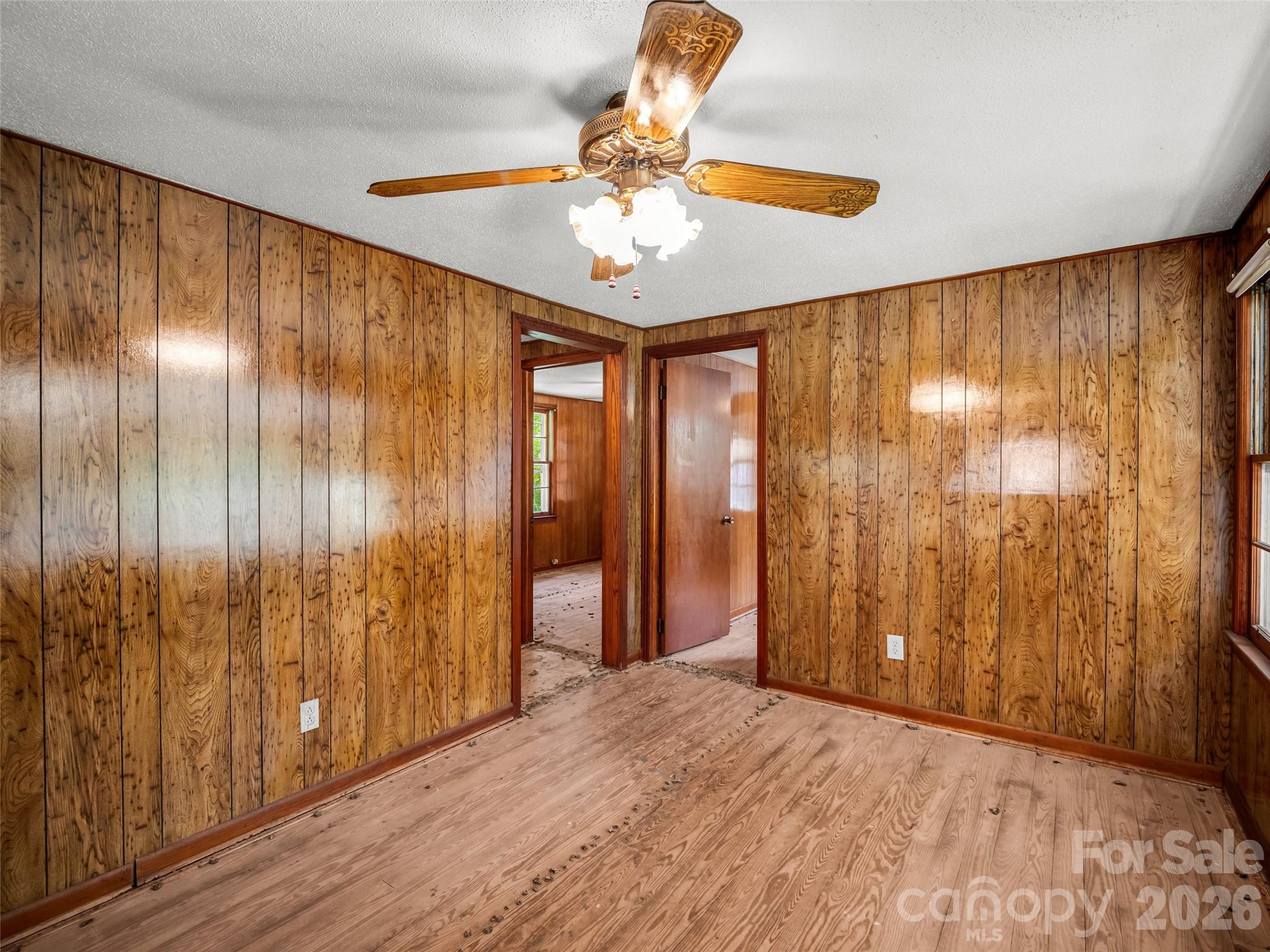 238 Howell Road Property Photo 8