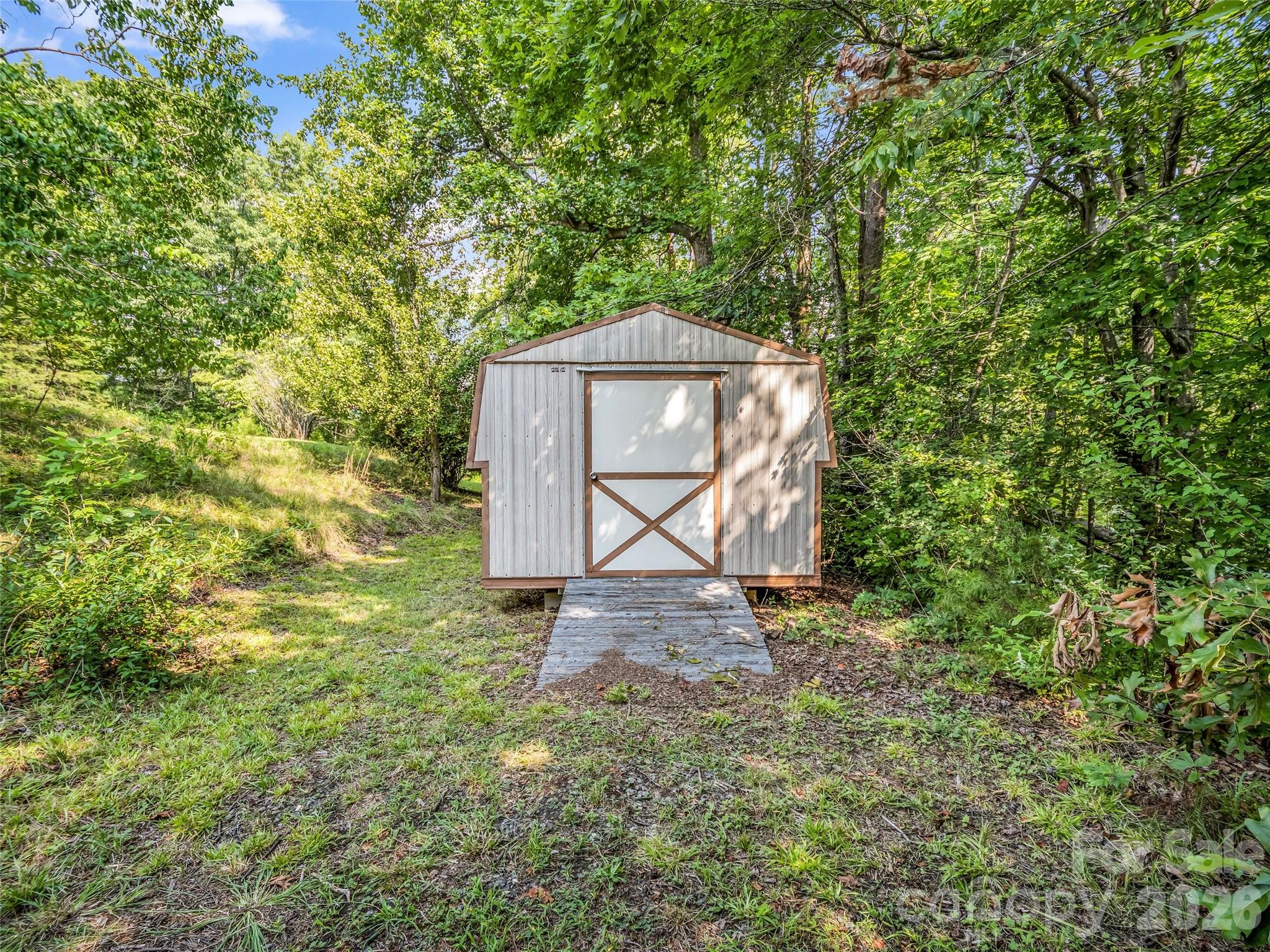 238 Howell Road Property Photo 25