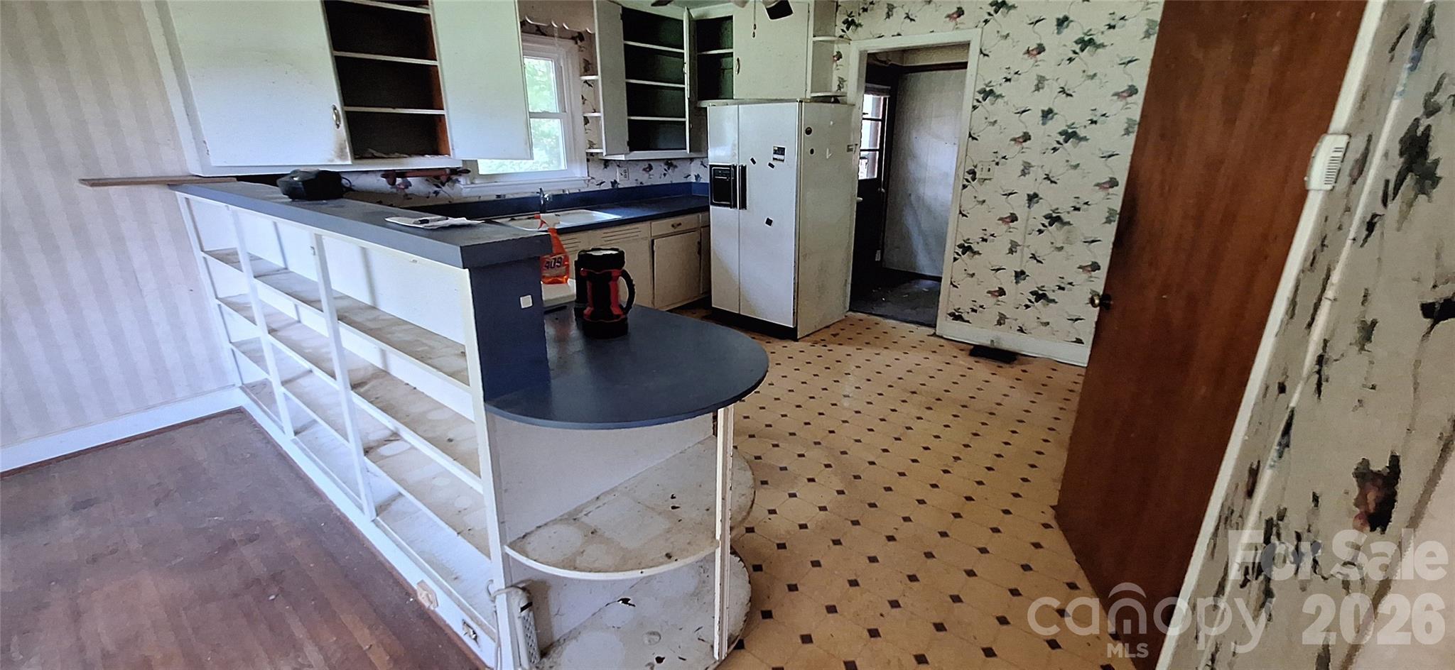 1036 Curve View Road Property Photo 16