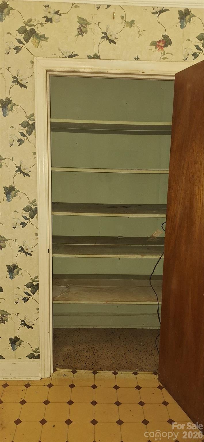 1036 Curve View Road Property Photo 21