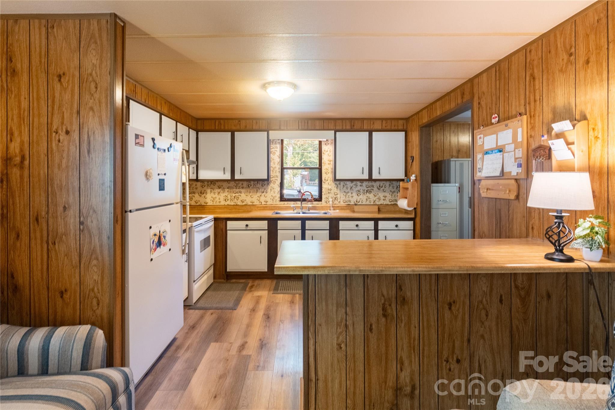 9606 Walkers Ferry Road Property Photo 2