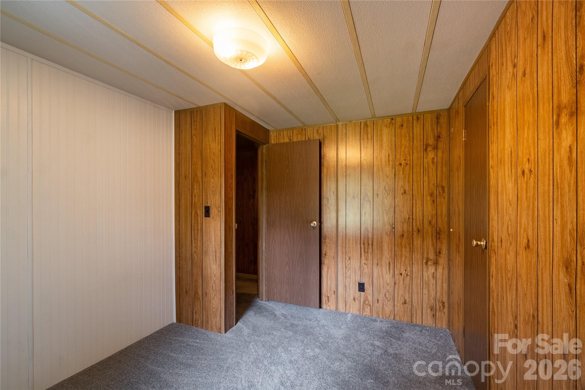 9606 Walkers Ferry Road Property Photo 20