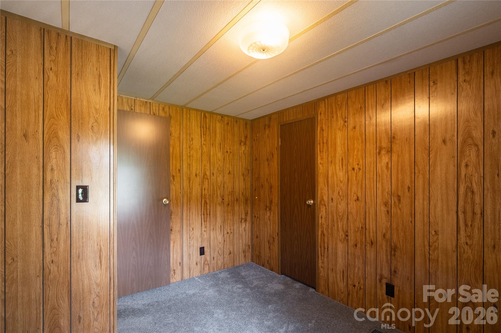 9606 Walkers Ferry Road Property Photo 21