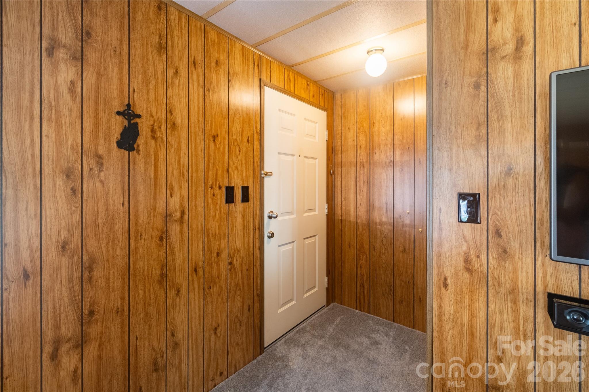 9606 Walkers Ferry Road Property Photo 24