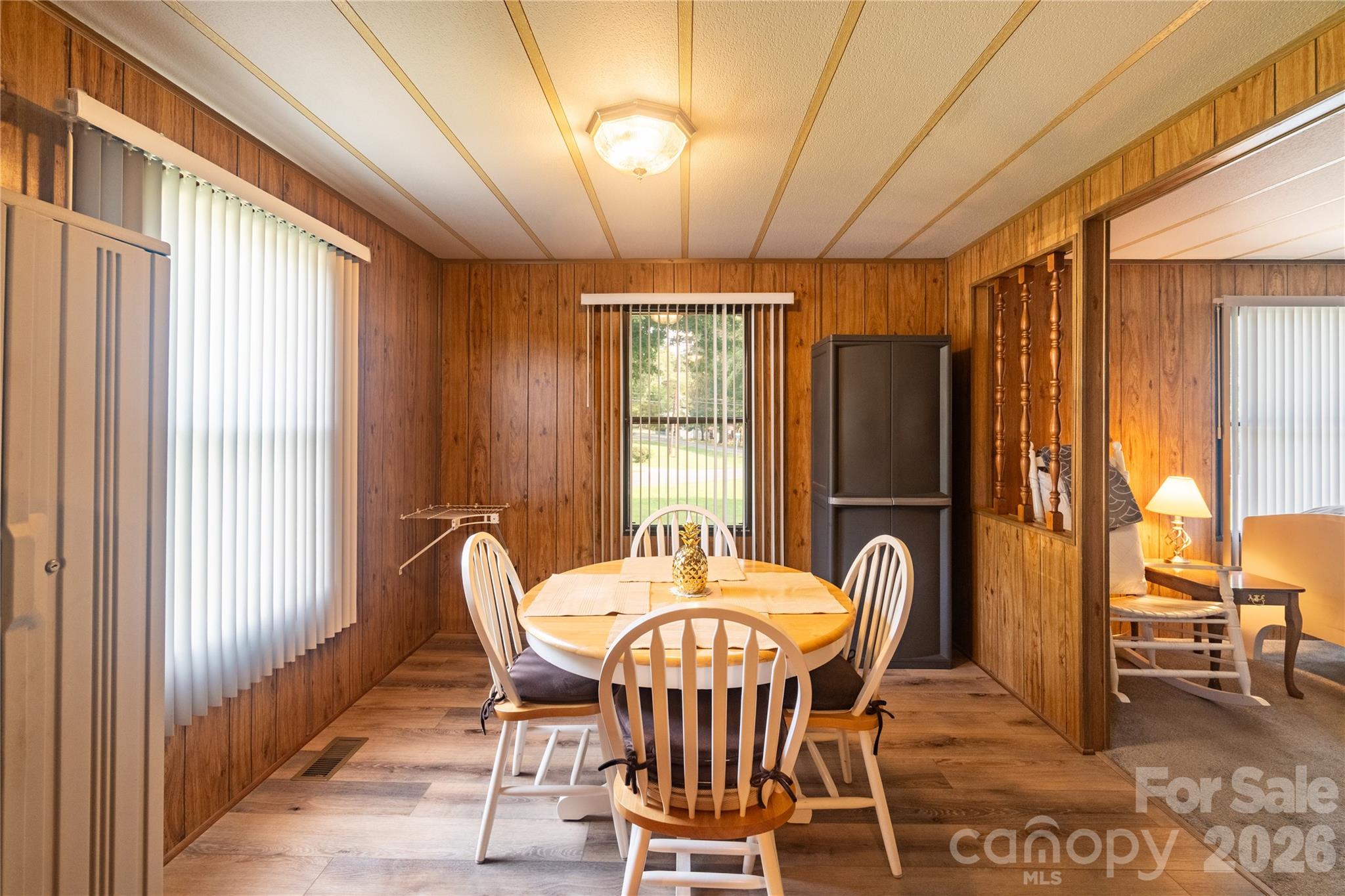 9606 Walkers Ferry Road Property Photo 28