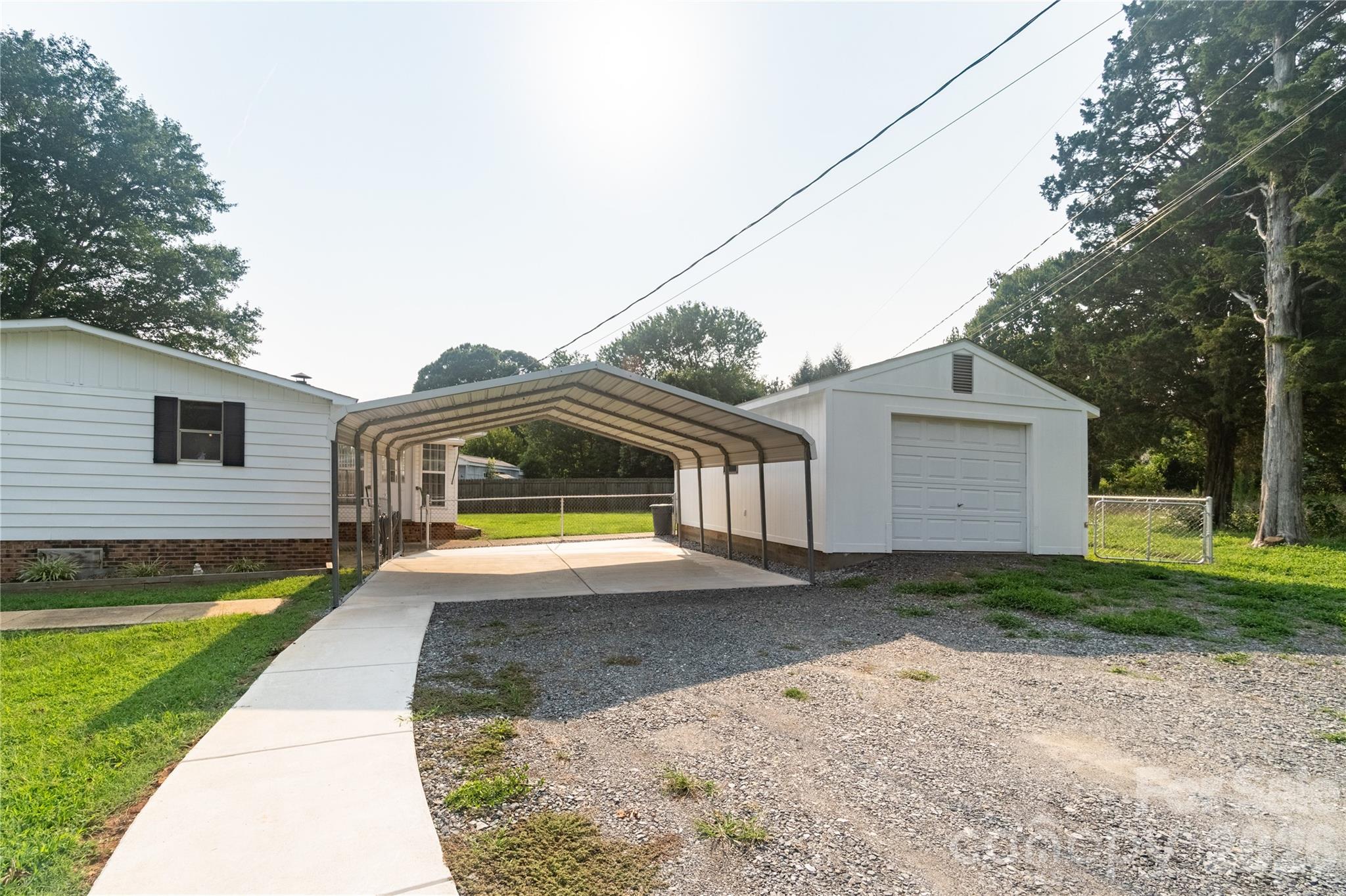 9606 Walkers Ferry Road Property Photo 36