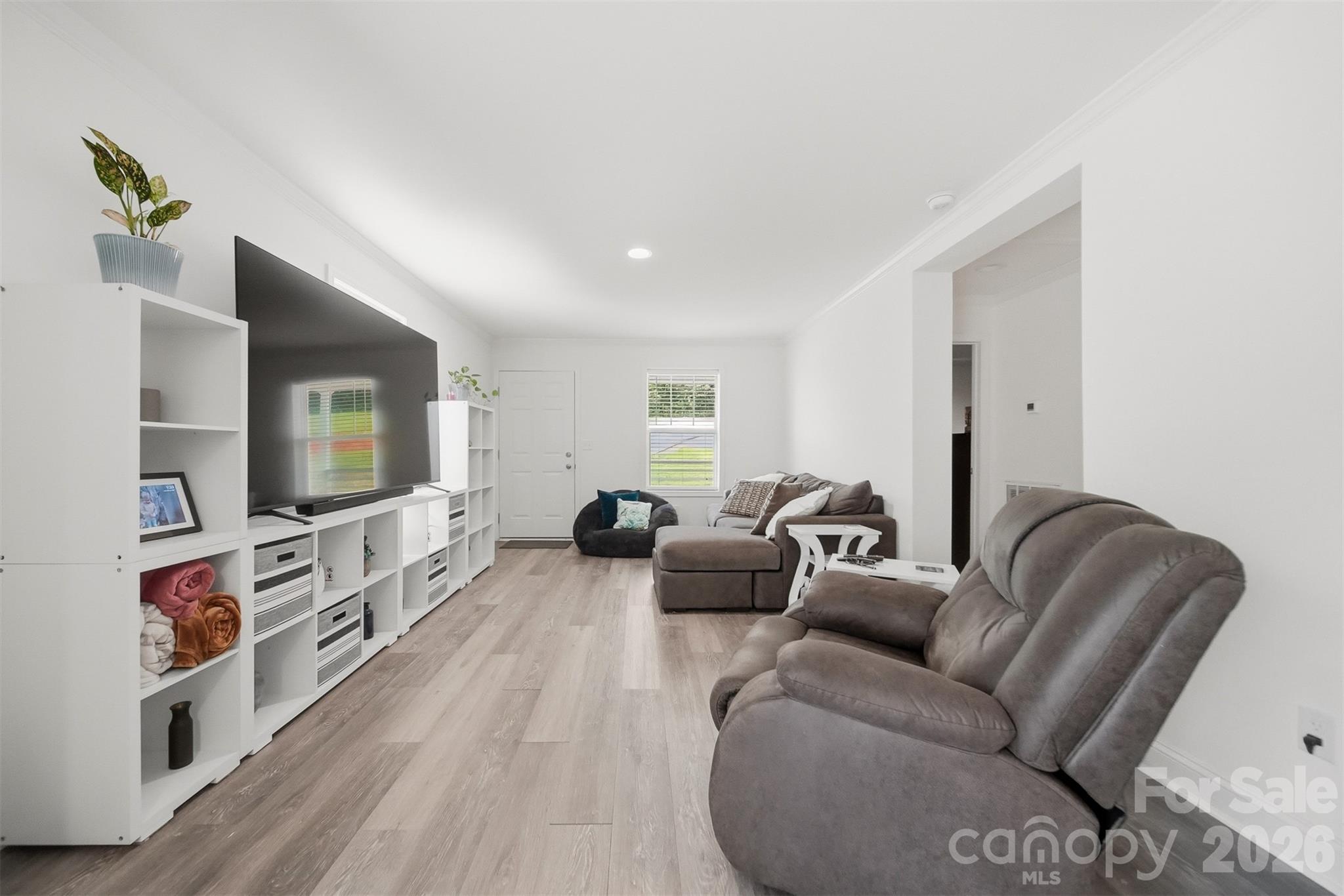 503 Hopewell Road Property Photo 6