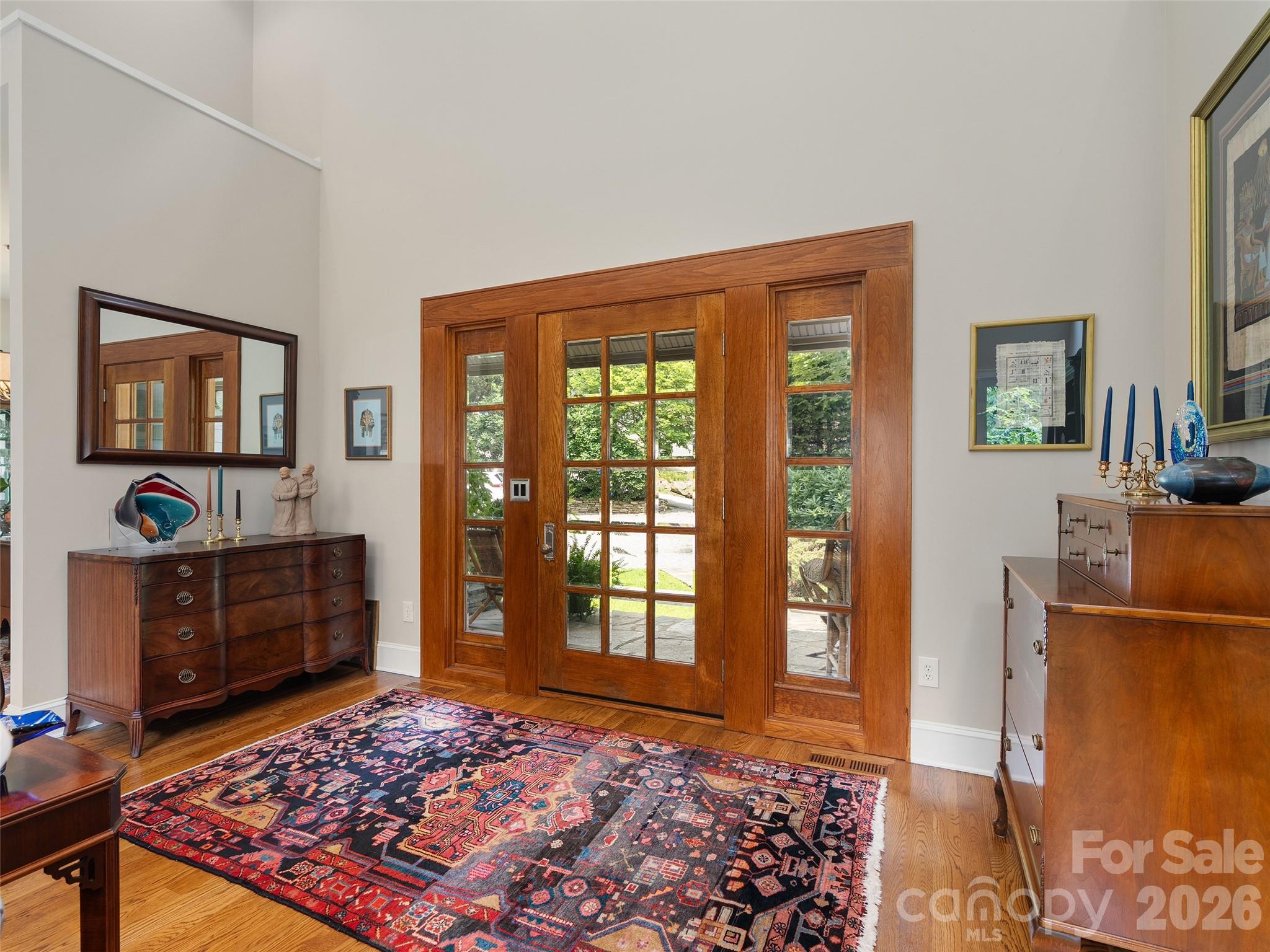 515 Flying Hawk Trail Property Photo 3