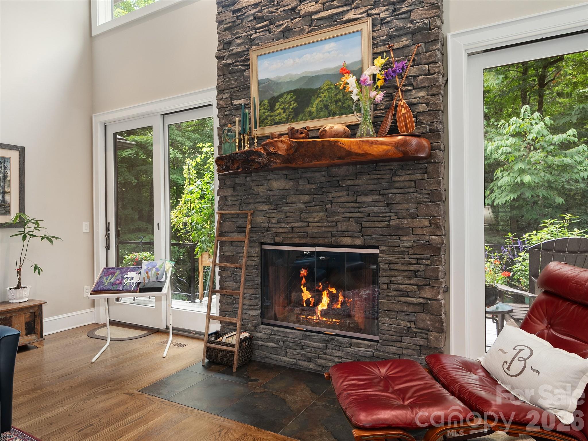 515 Flying Hawk Trail Property Photo 7