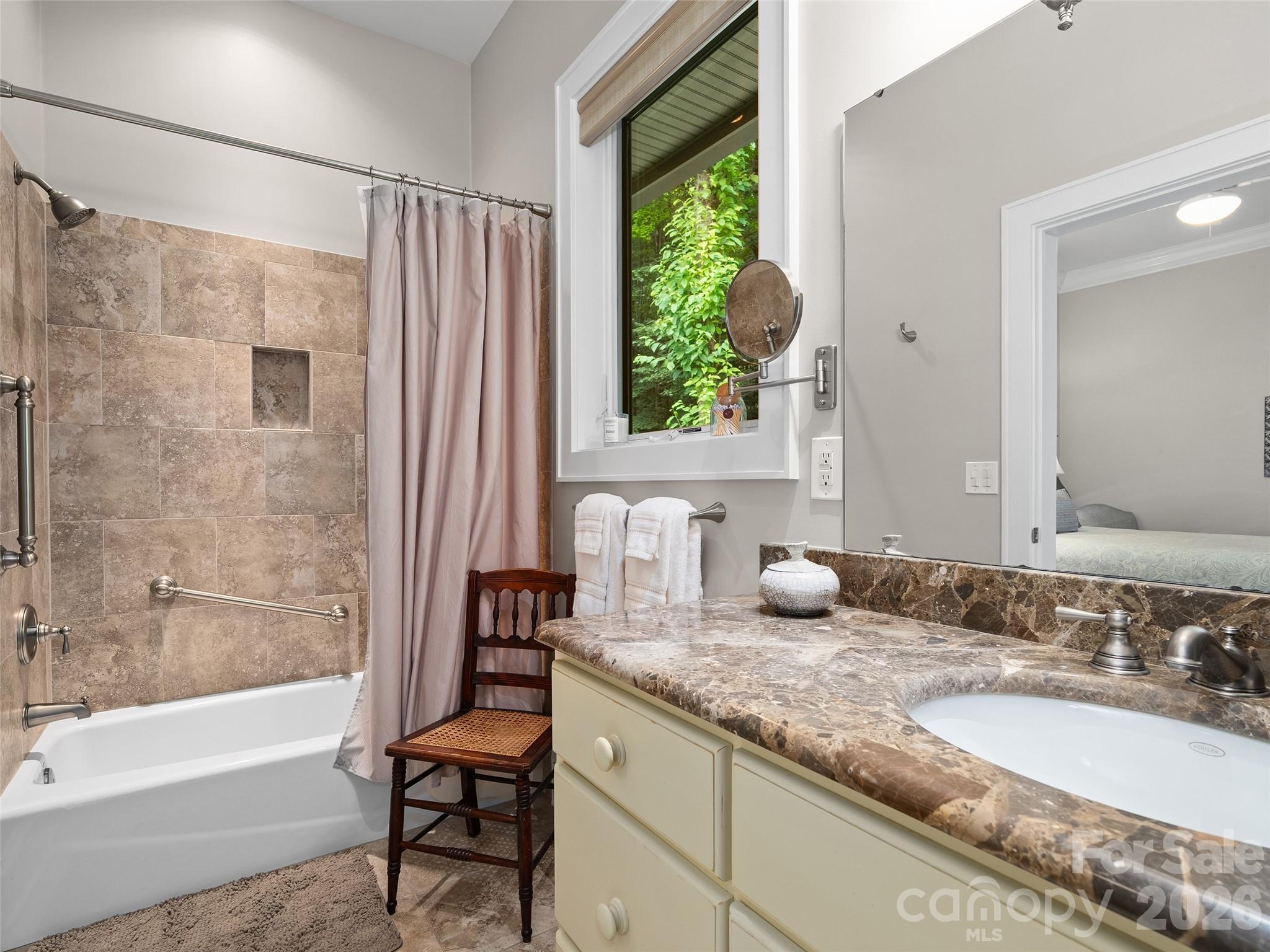 515 Flying Hawk Trail Property Photo 30