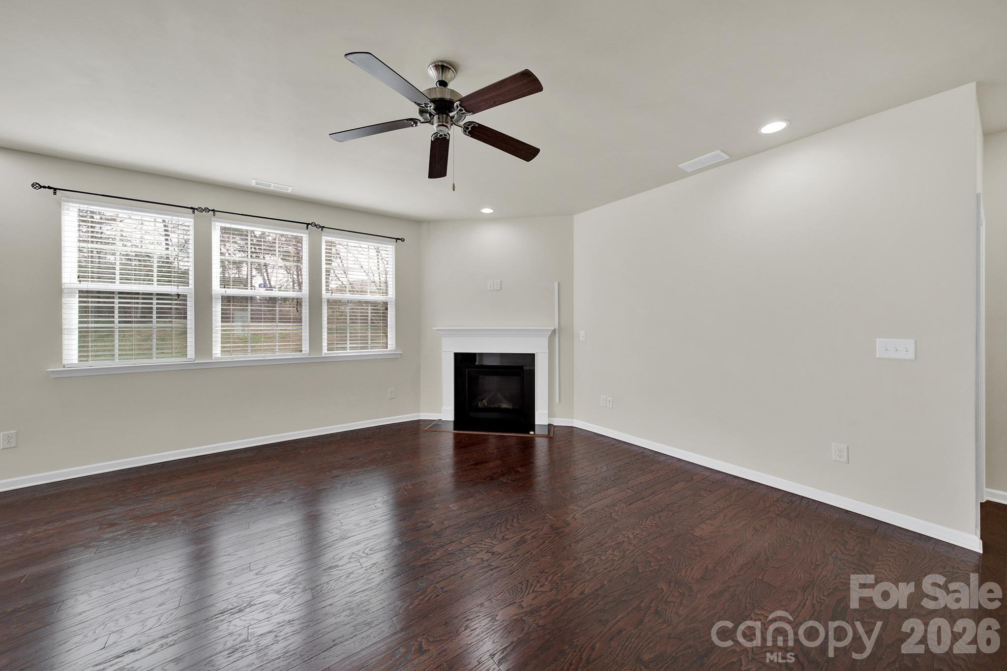 10328 Ebbets Road Property Photo 3
