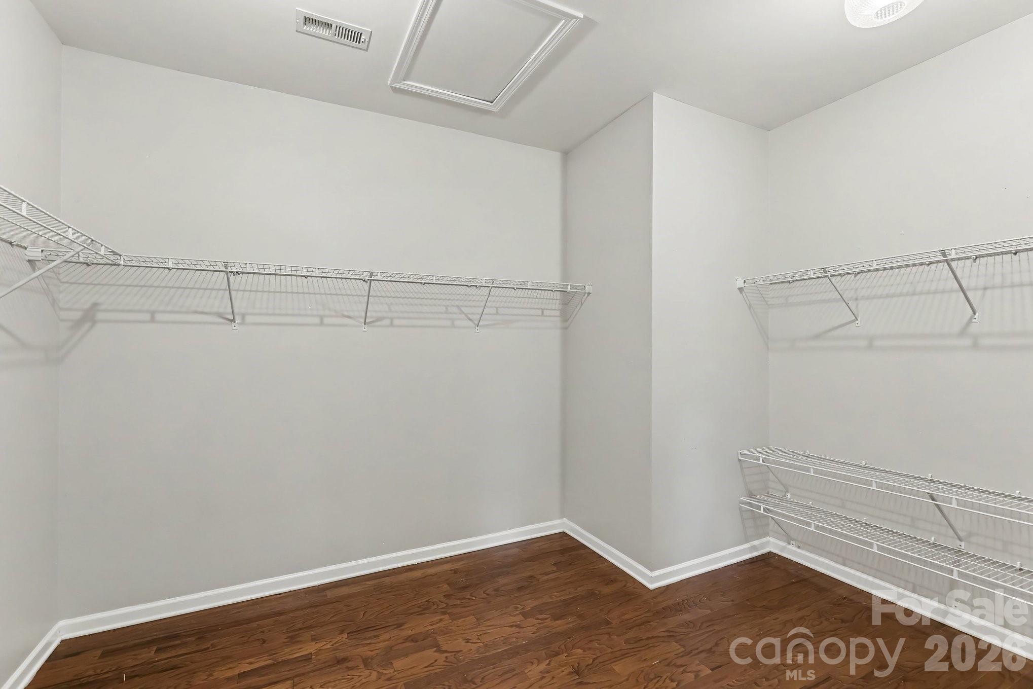 487 Moses Drive Property Photo 20