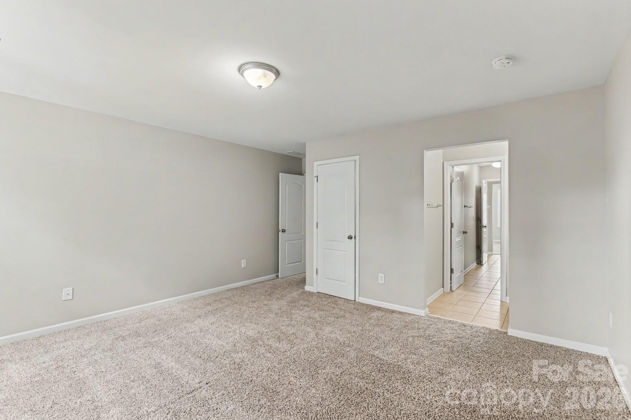 487 Moses Drive Property Photo 28