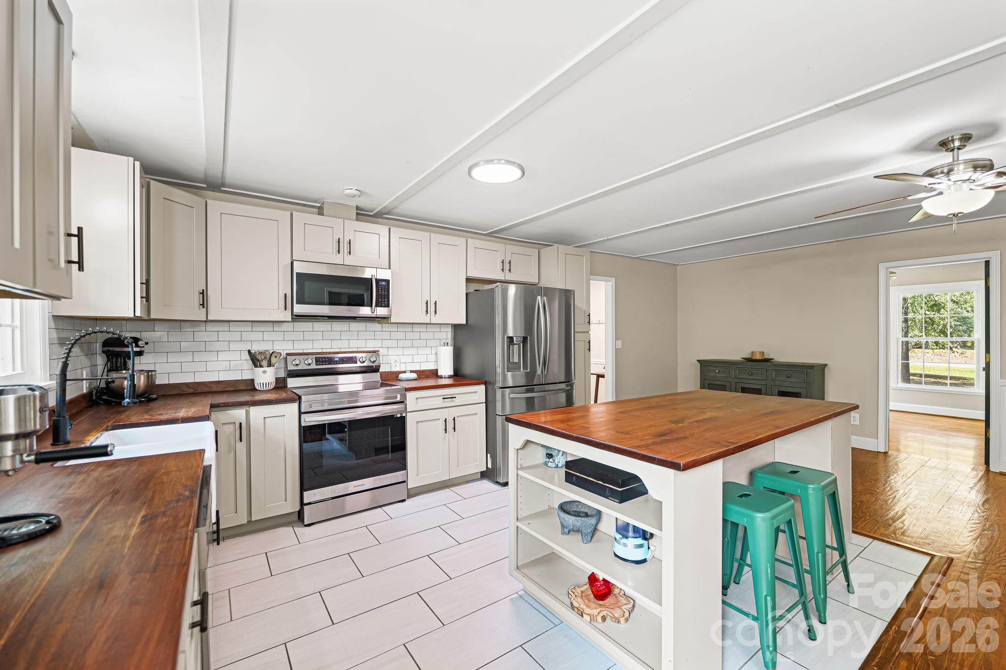 2116 Lide Springs Road Property Photo 4