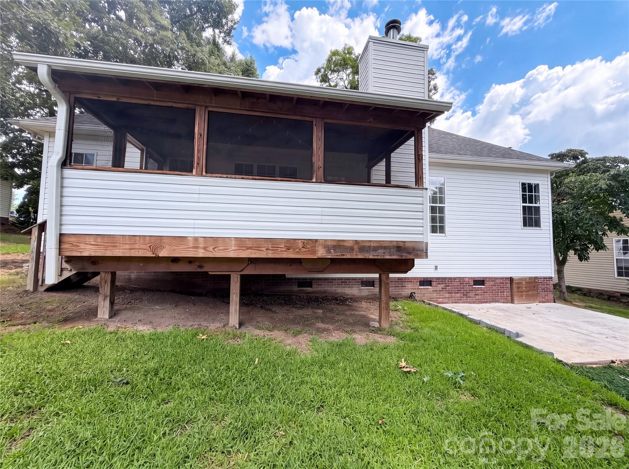 2160 Brantley Creek Drive Property Photo 14