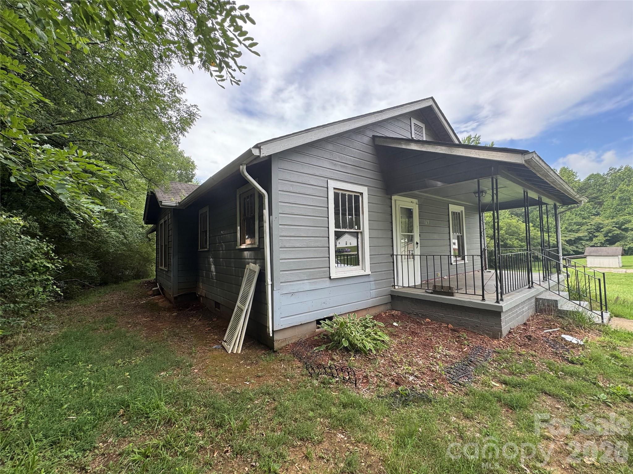 165 Stafford Drive Property Photo 2