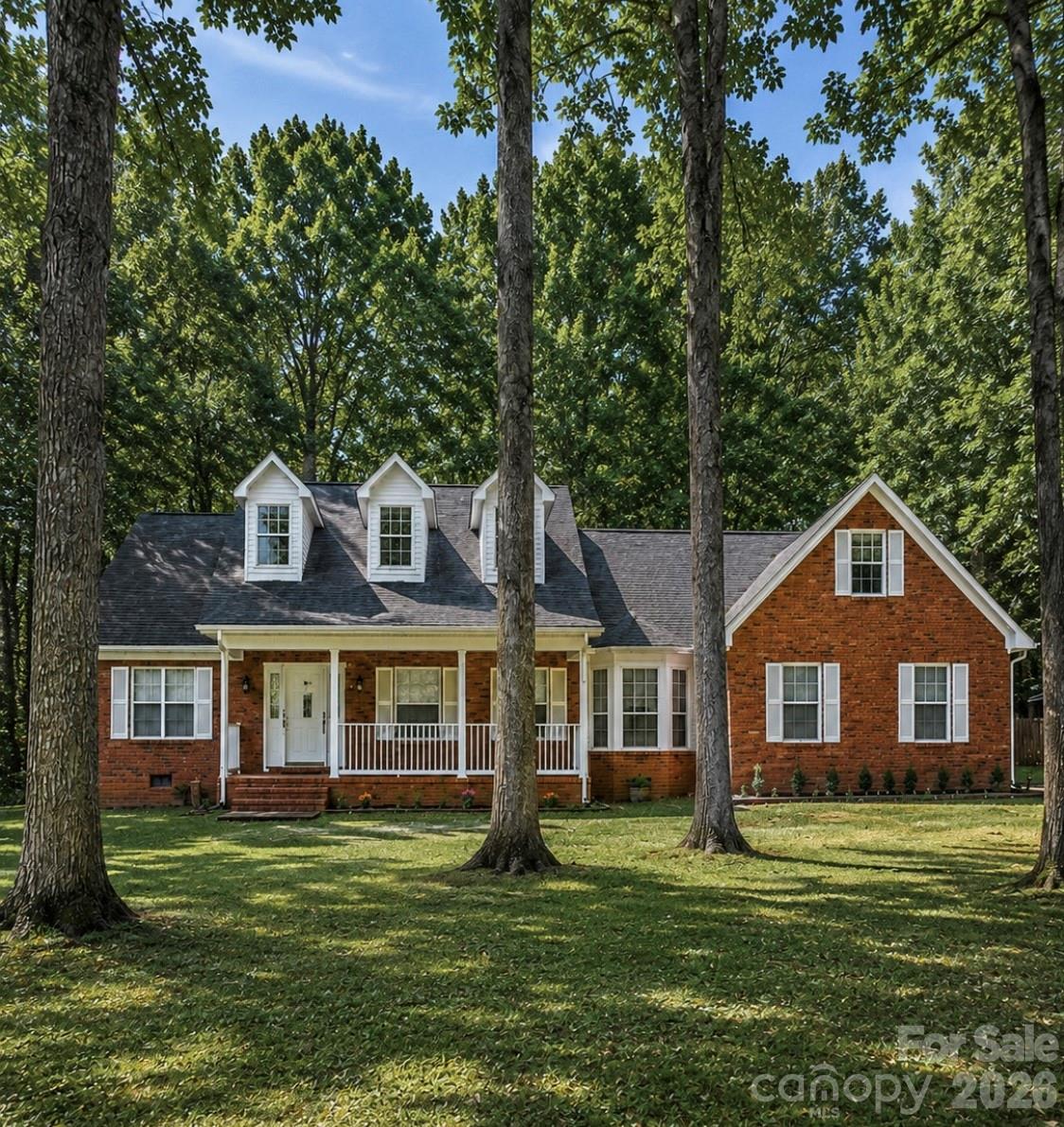 7944 Woodhill Cove Lane Property Photo 1