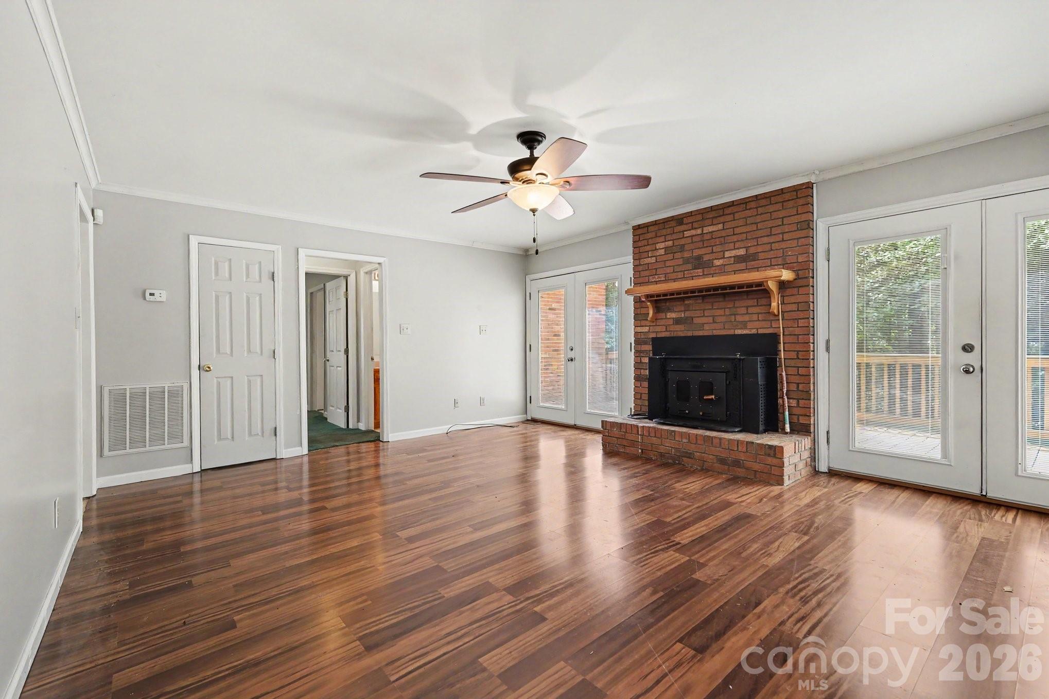 7944 Woodhill Cove Lane Property Photo 5