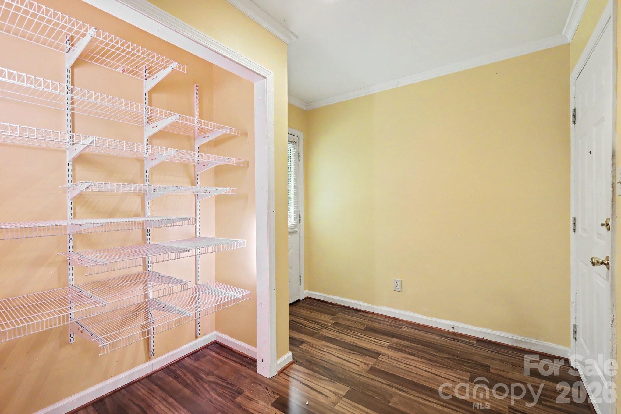 7944 Woodhill Cove Lane Property Photo 9