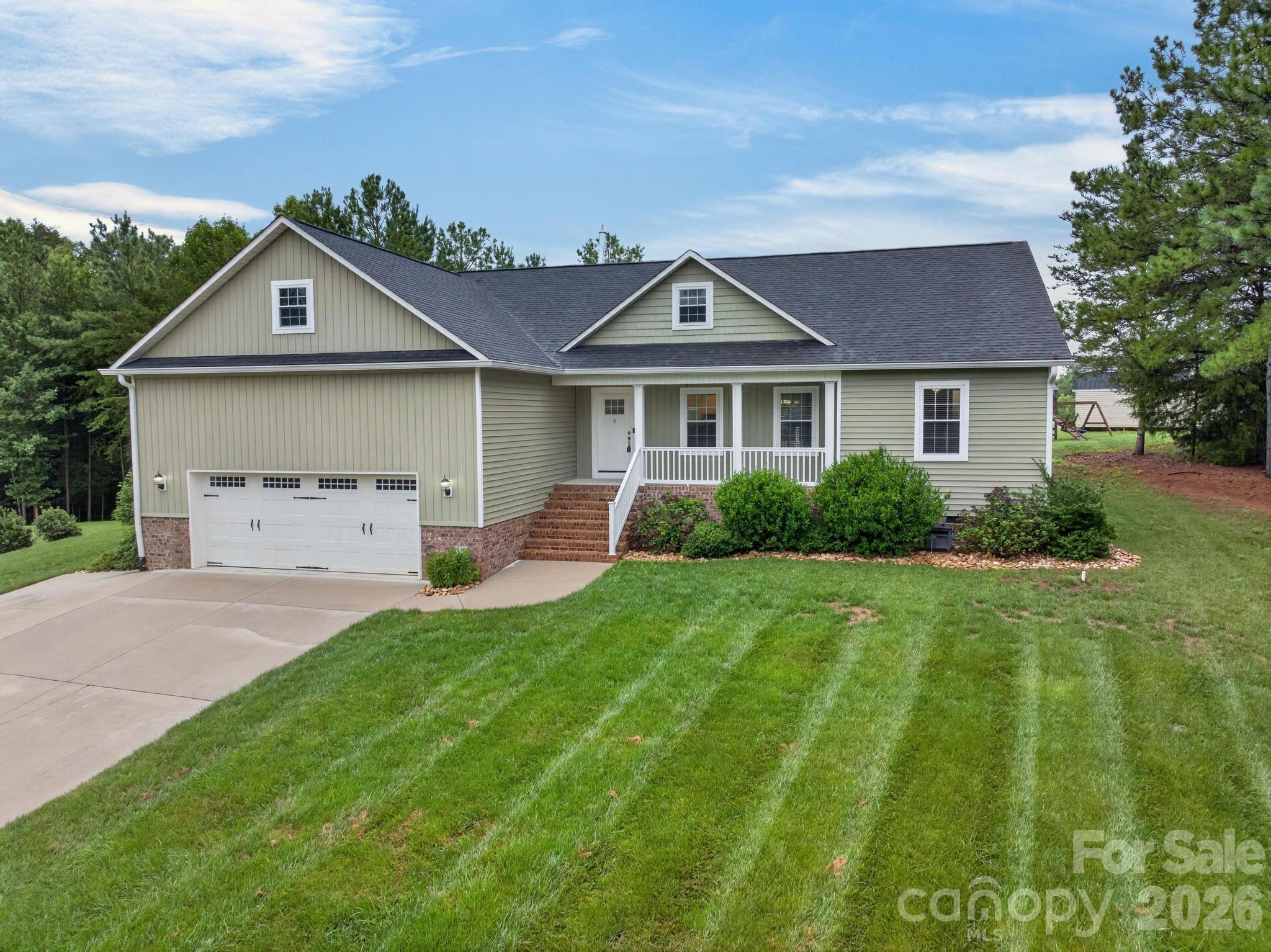 8 Waterford Court Property Photo 7