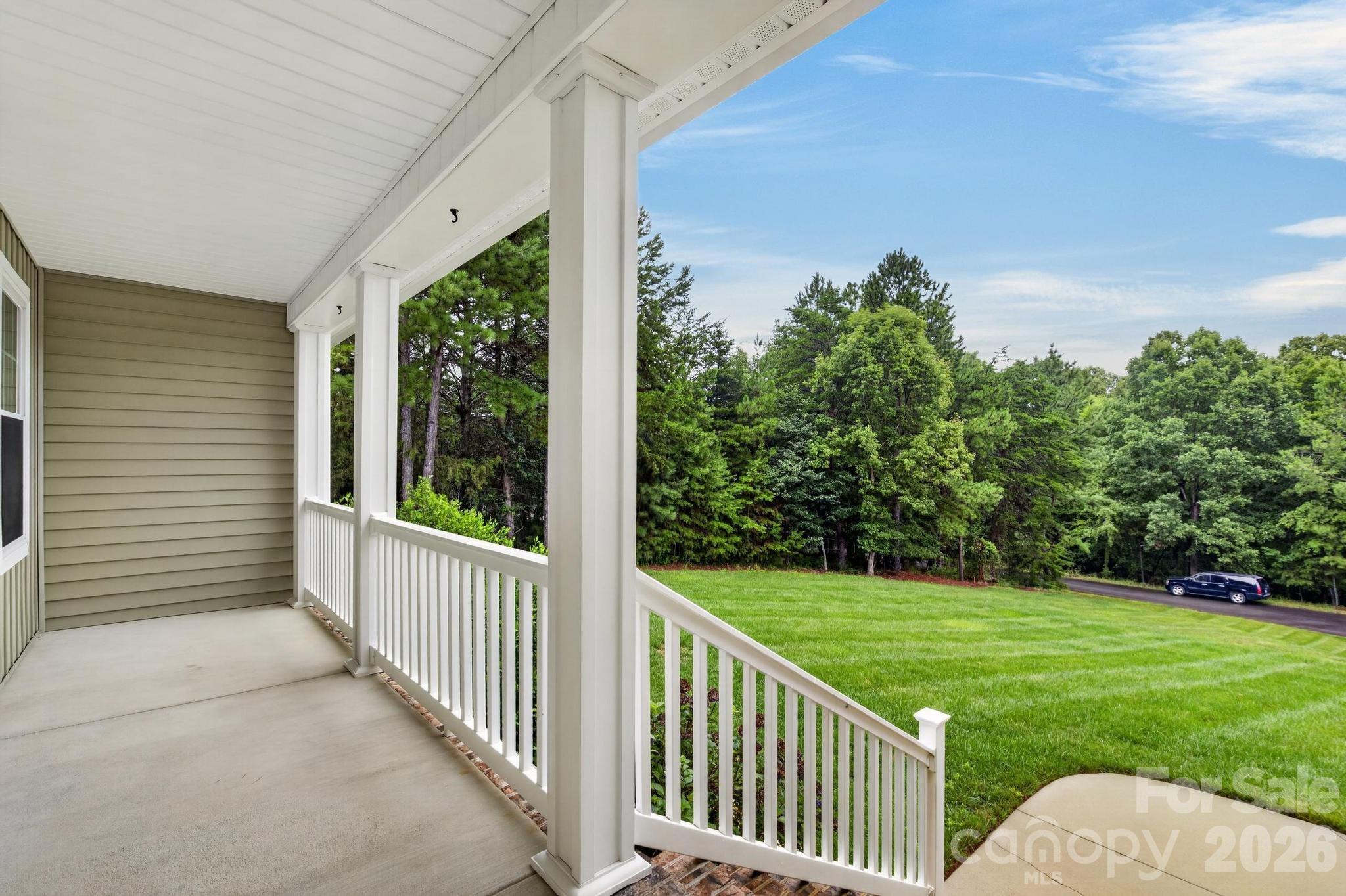 8 Waterford Court Property Photo 8