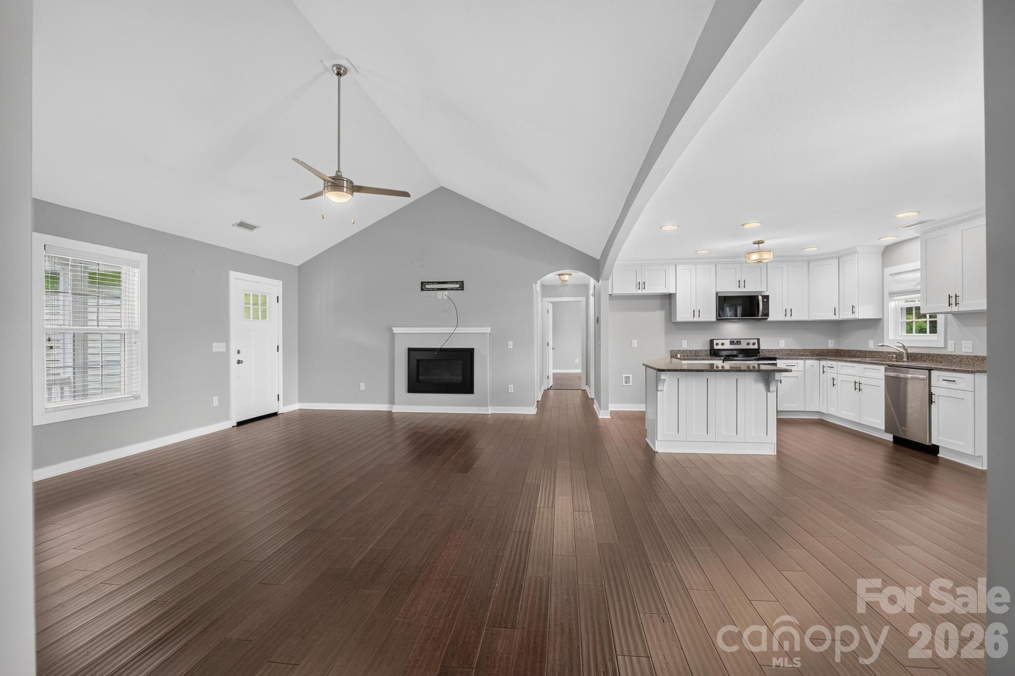 8 Waterford Court Property Photo 21
