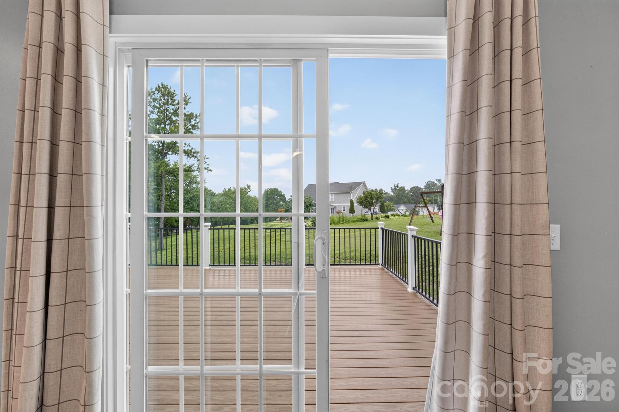 8 Waterford Court Property Photo 31