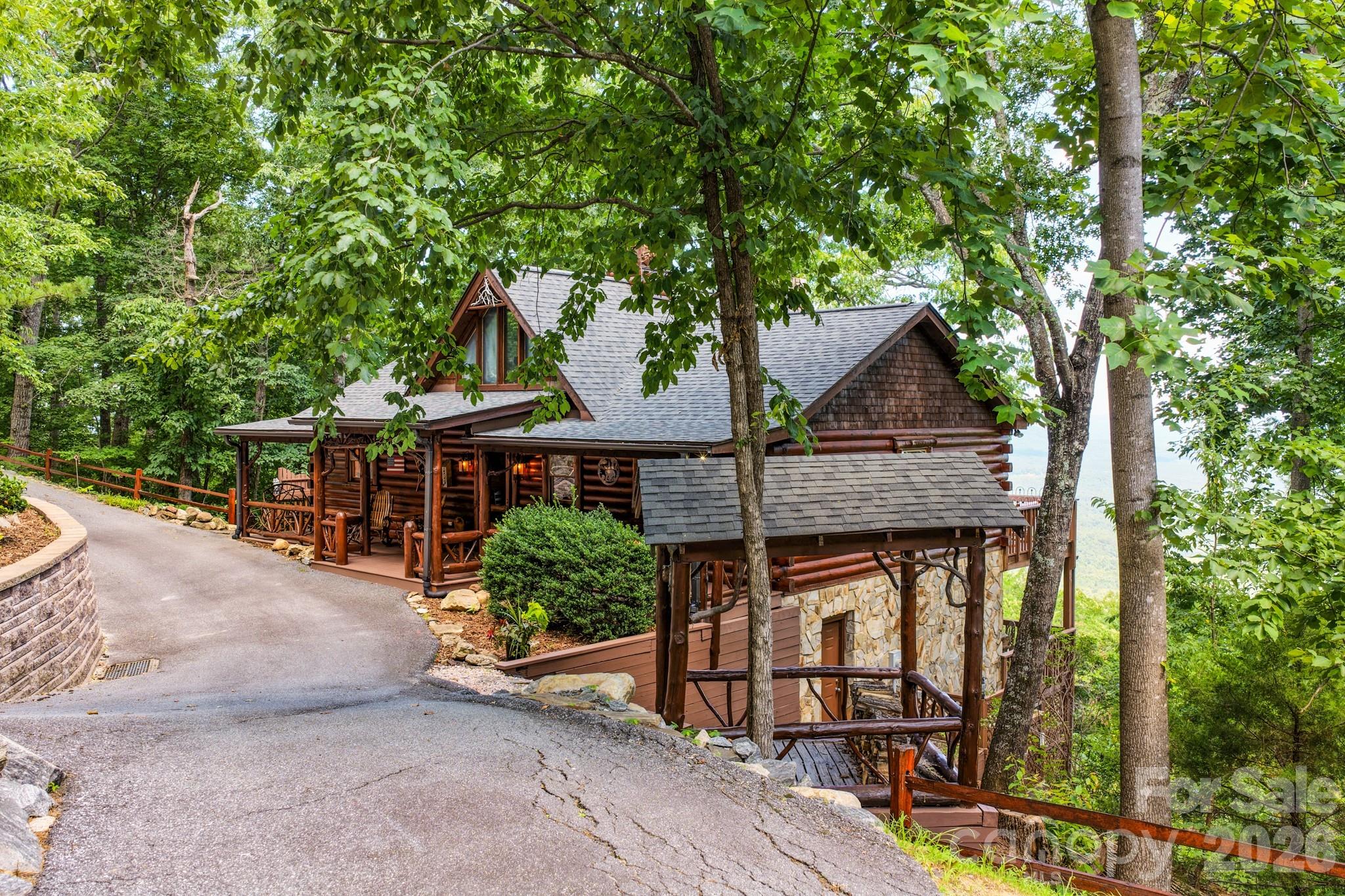 155 Hickory Nut Lane Property Photo 4