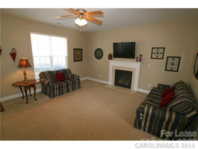 10132 Montrose Drive Property Photo 4