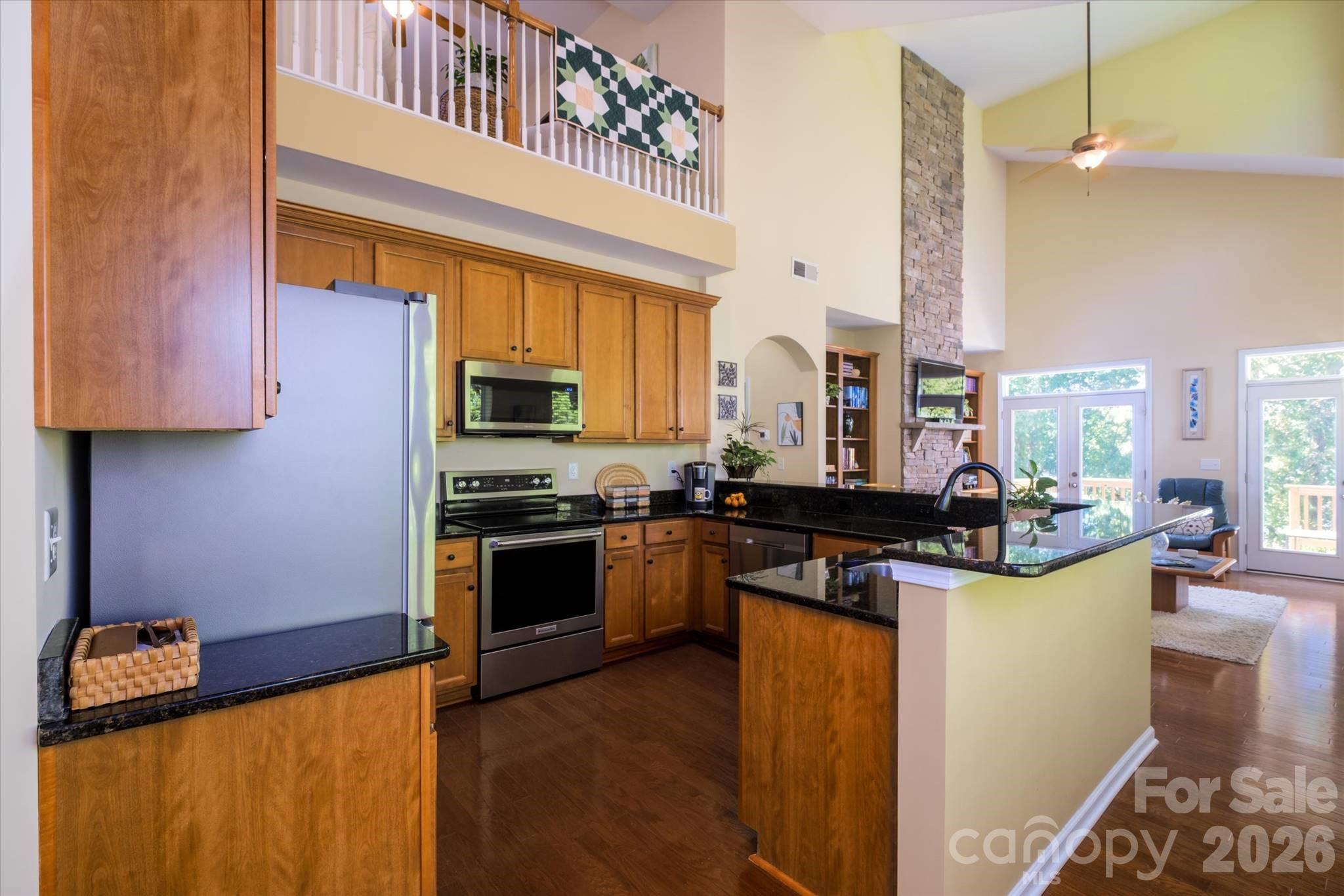 4004 La Crema Drive Property Photo 13