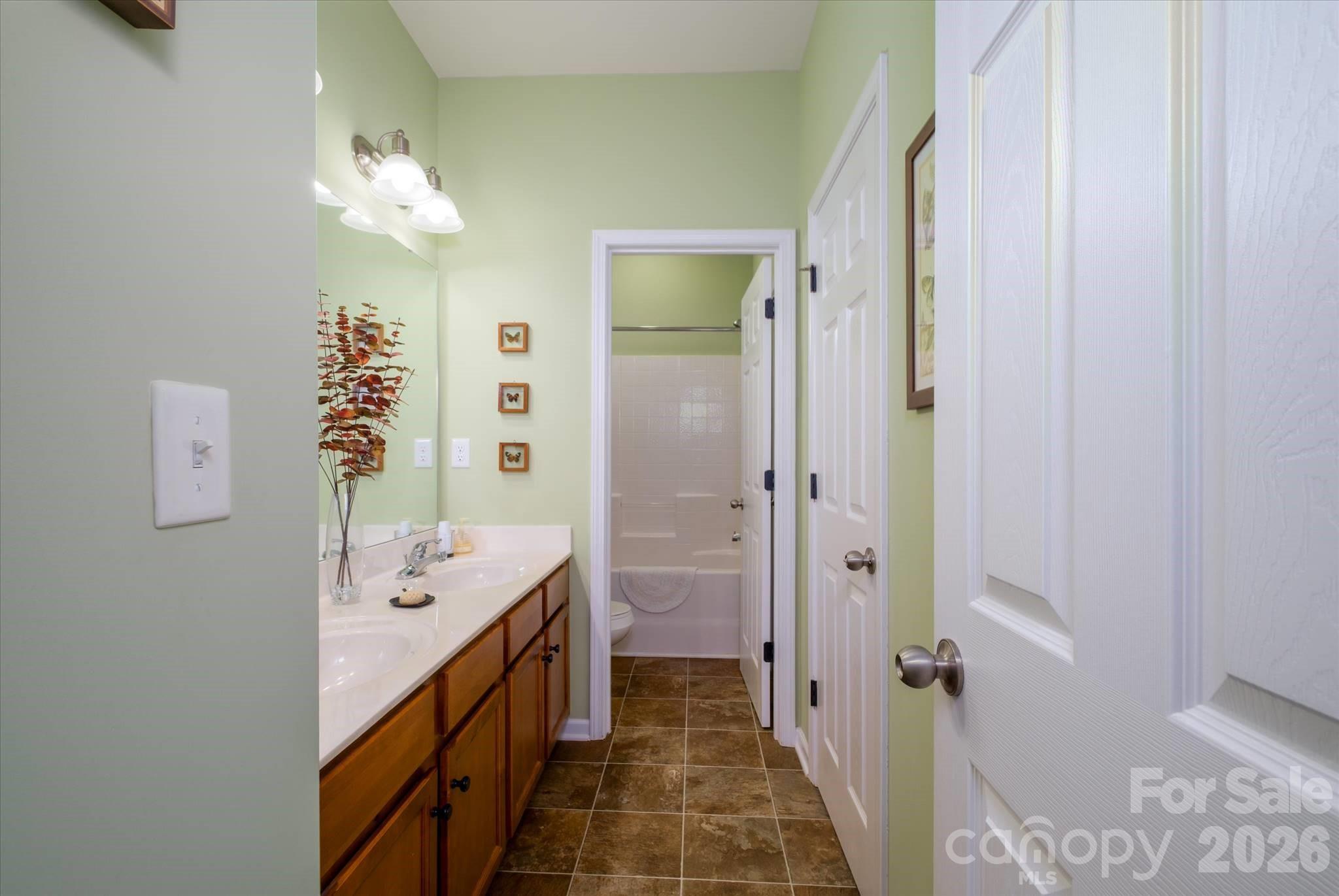 4004 La Crema Drive Property Photo 33